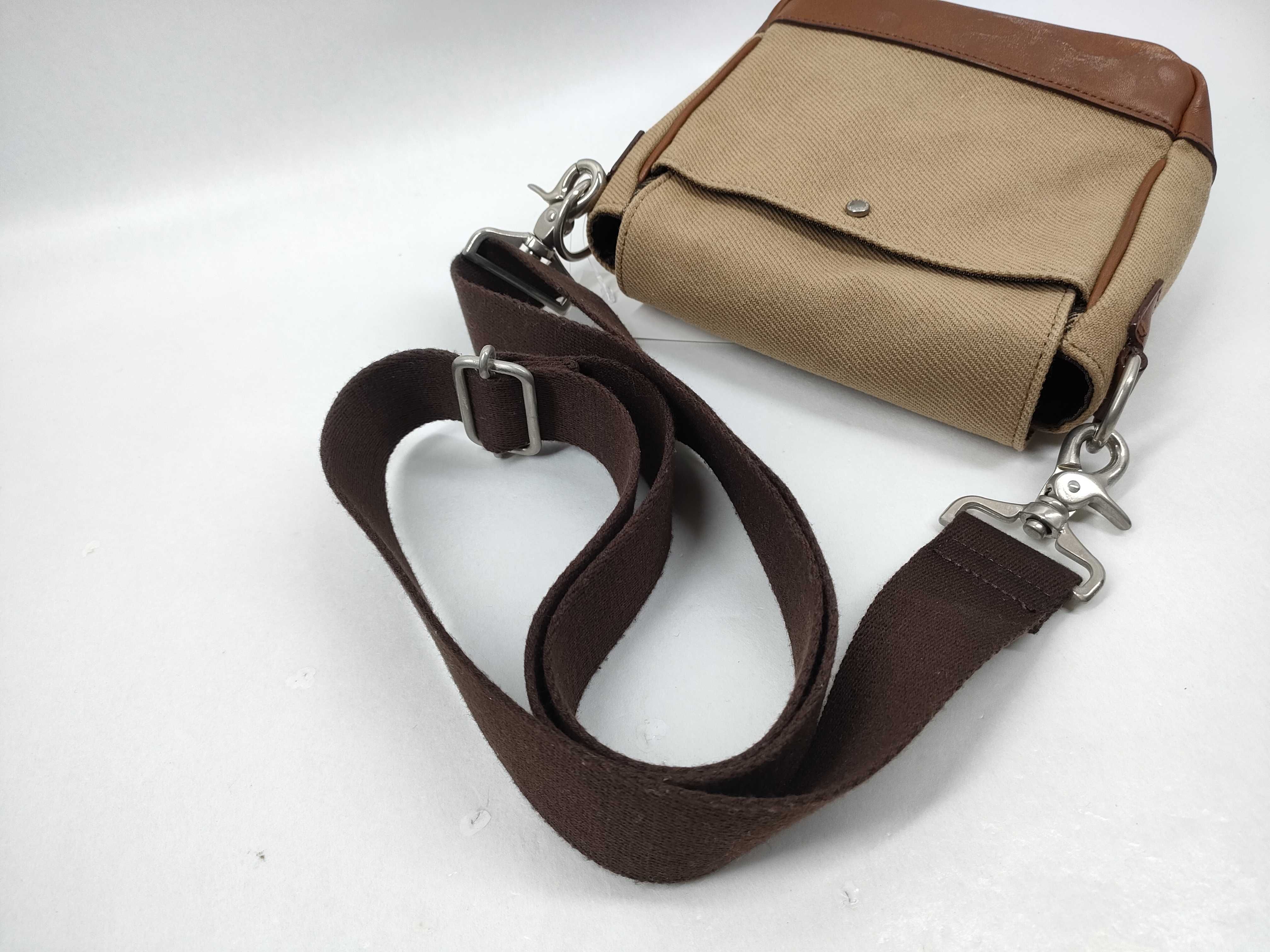 Burberry's Canvas Shoulder Bag*1 Shoulder Bag — view 6
