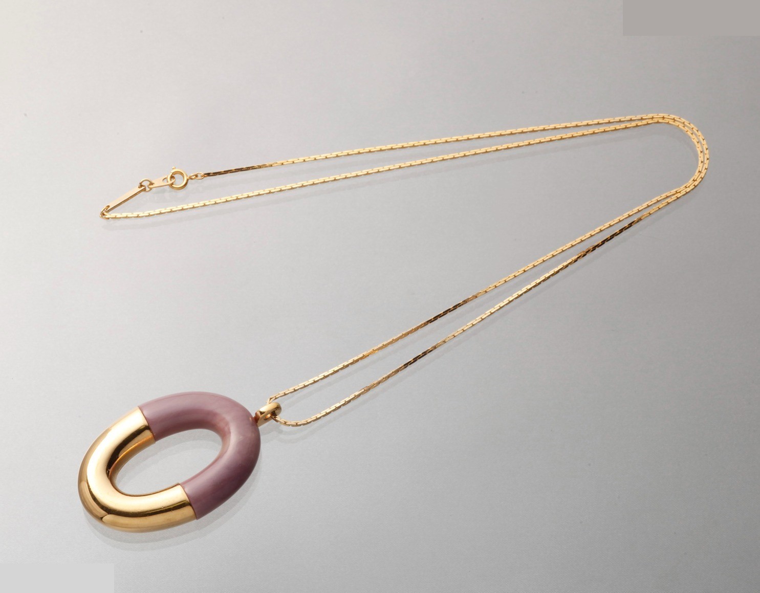 Other lines: Precious metals, necklaces, pendants — view 3