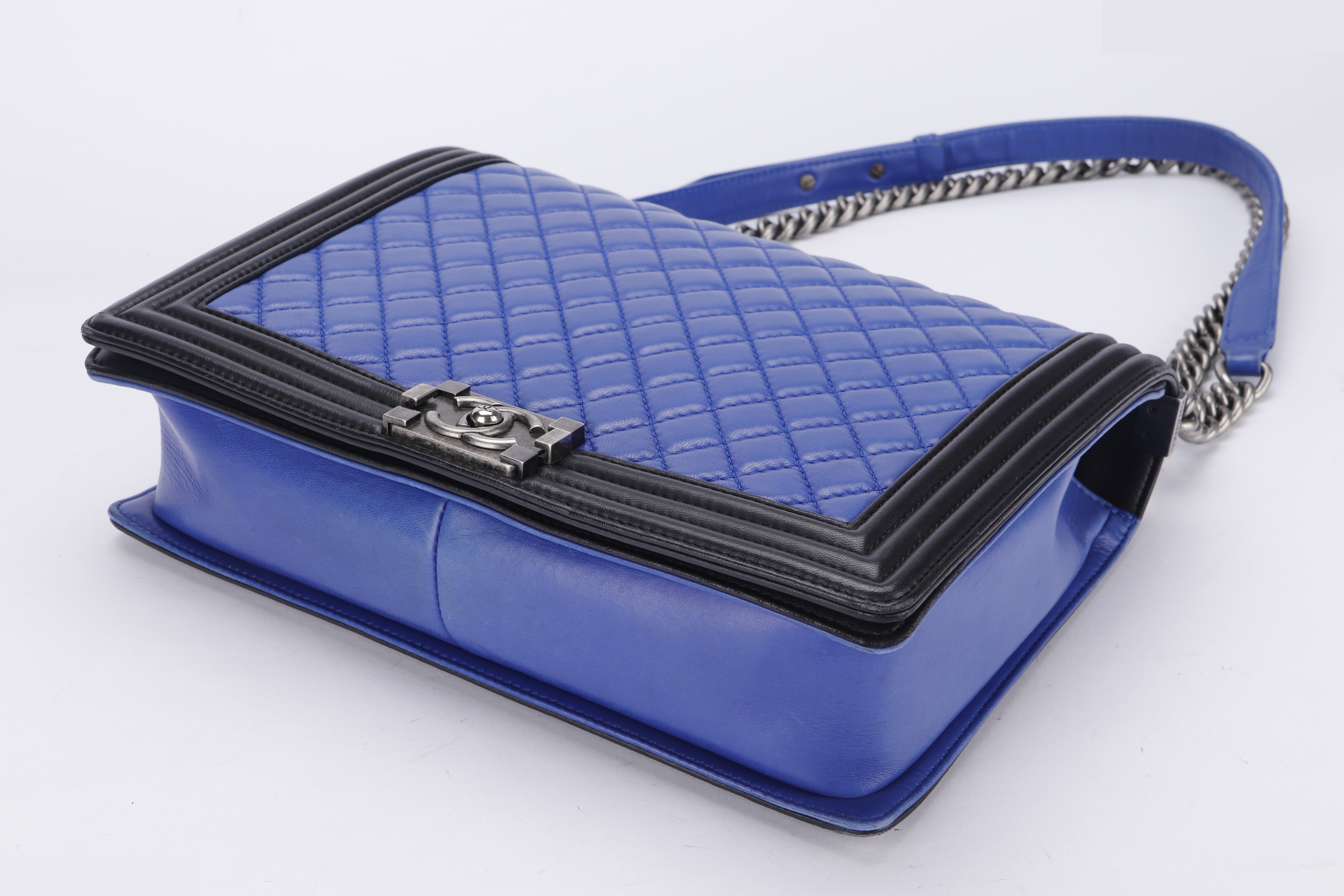 LEBOY LARGE BLUE WITH BLACK LAMBSKIN RHW — view 3