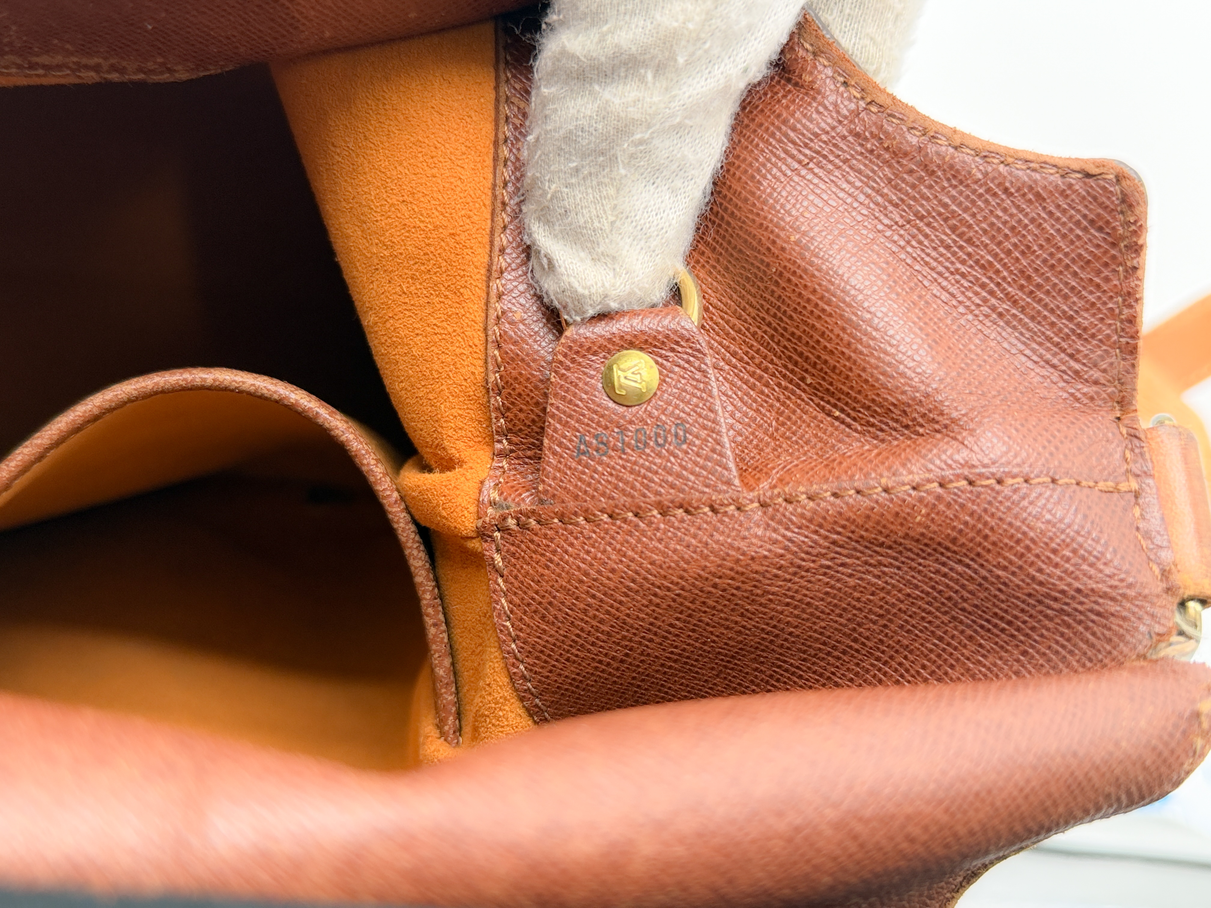 Monogram M51256 Musette AS1000 Shoulder Bag — view 14