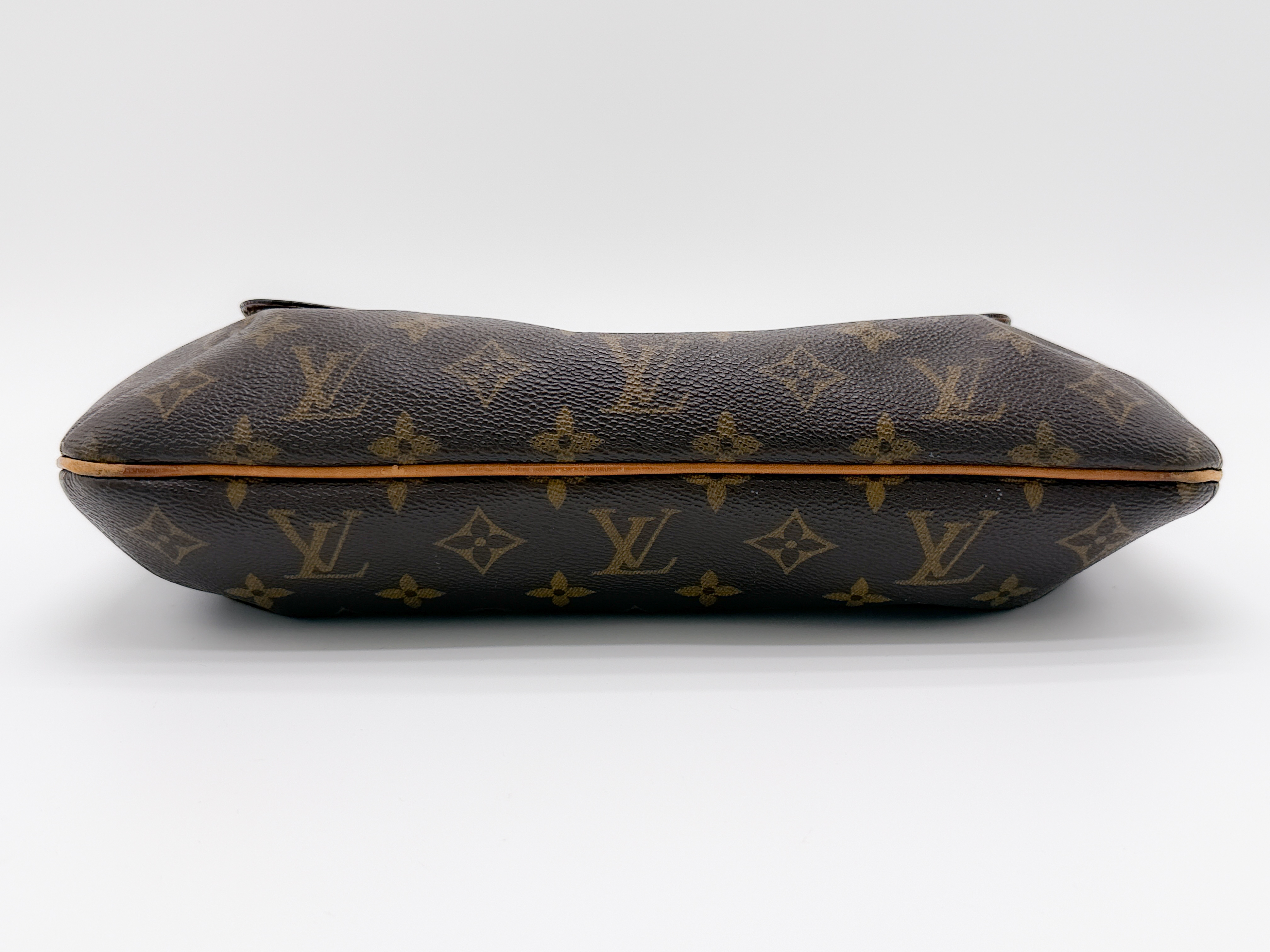 Monogram M51256 Musette AS1000 Shoulder Bag — view 10