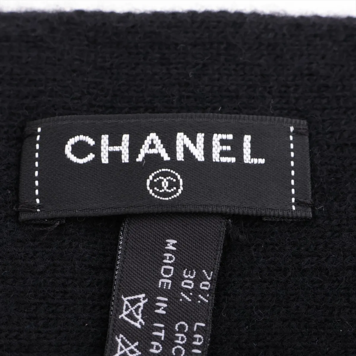 logo 20B scarf, wool x cashmere, black. — view 3