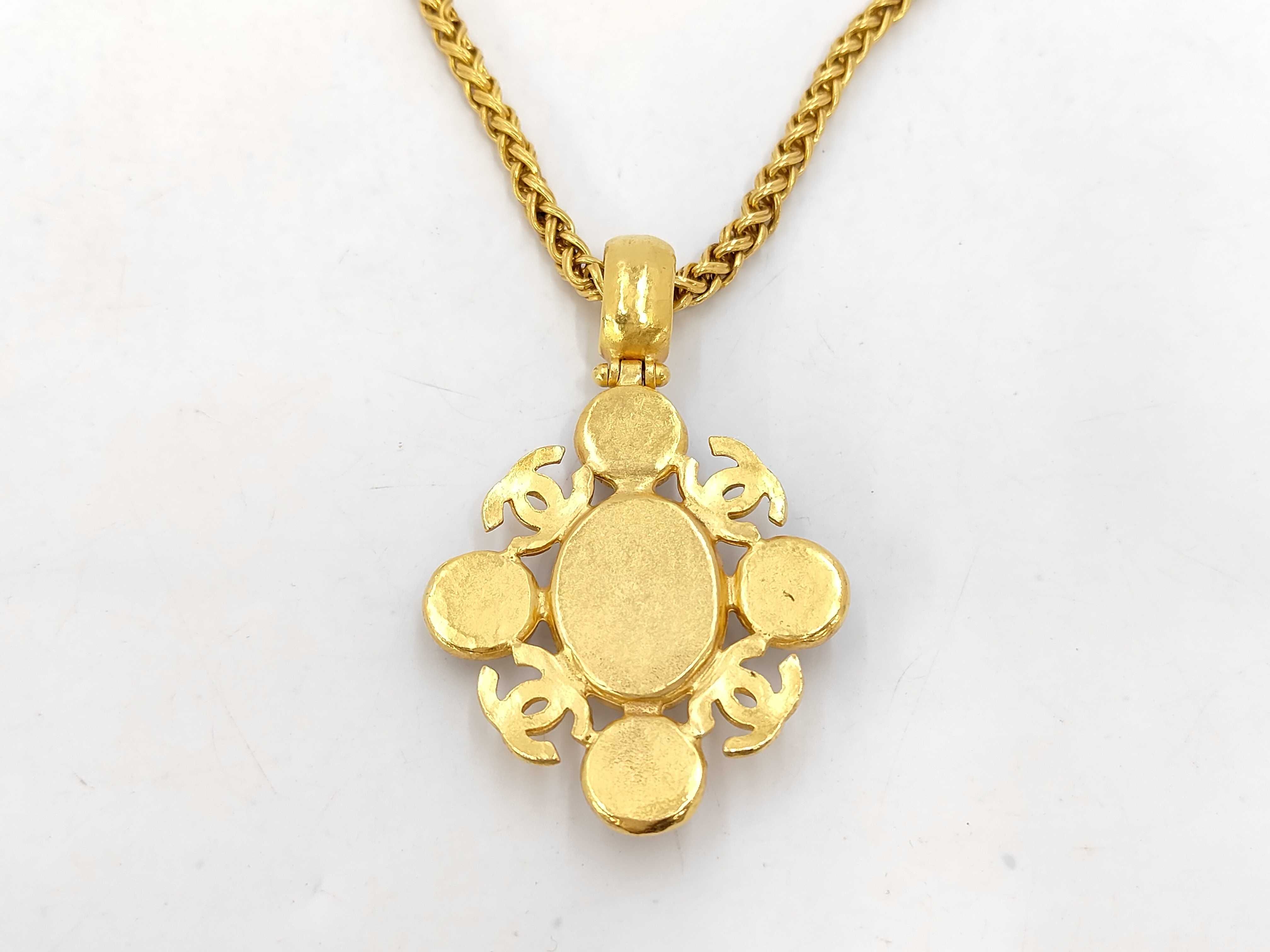 Cocomark Gripore 95A Necklace — view 3