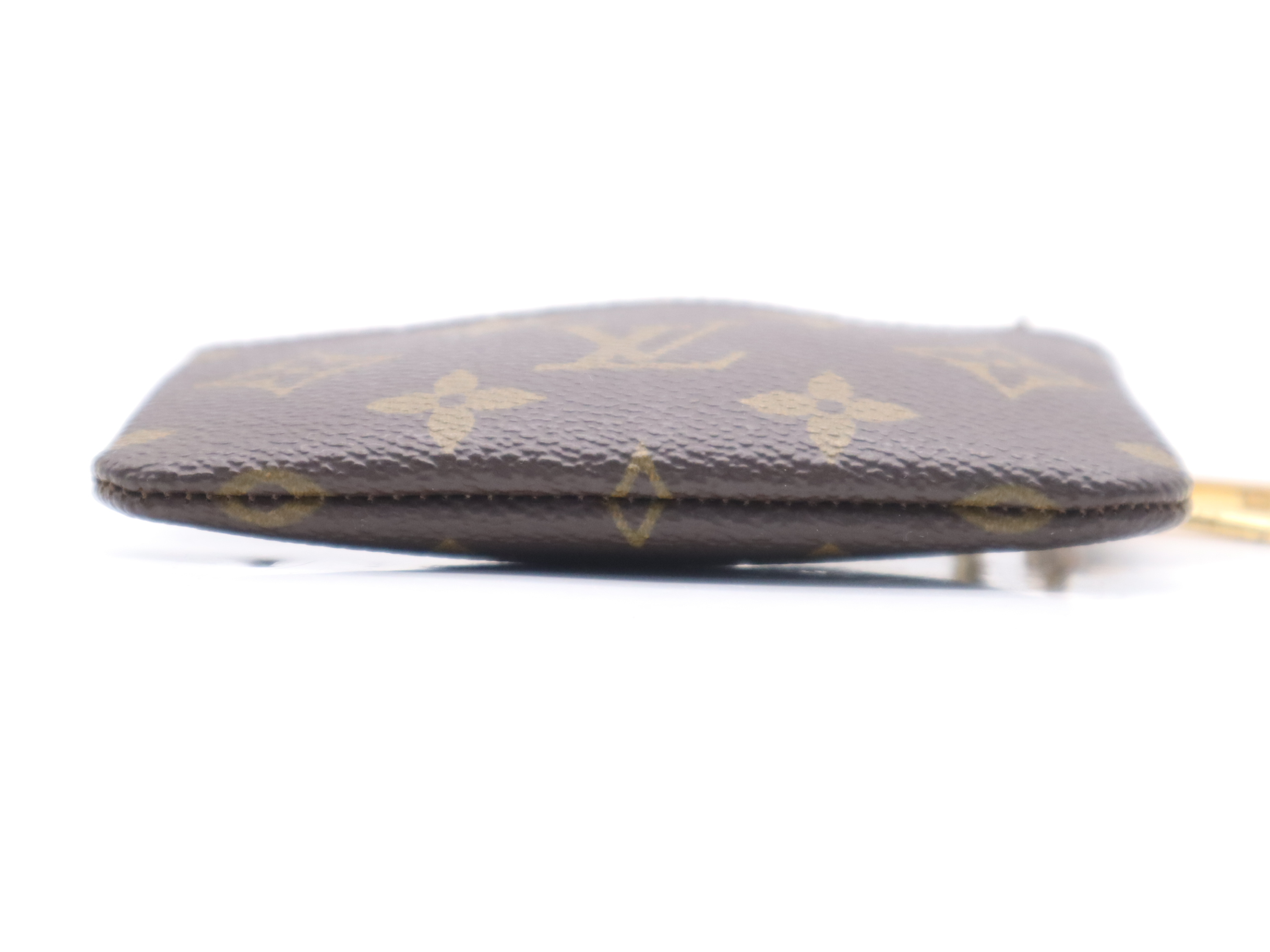 M62610 Monogram Pochette 6 Craie Key Case — view 4