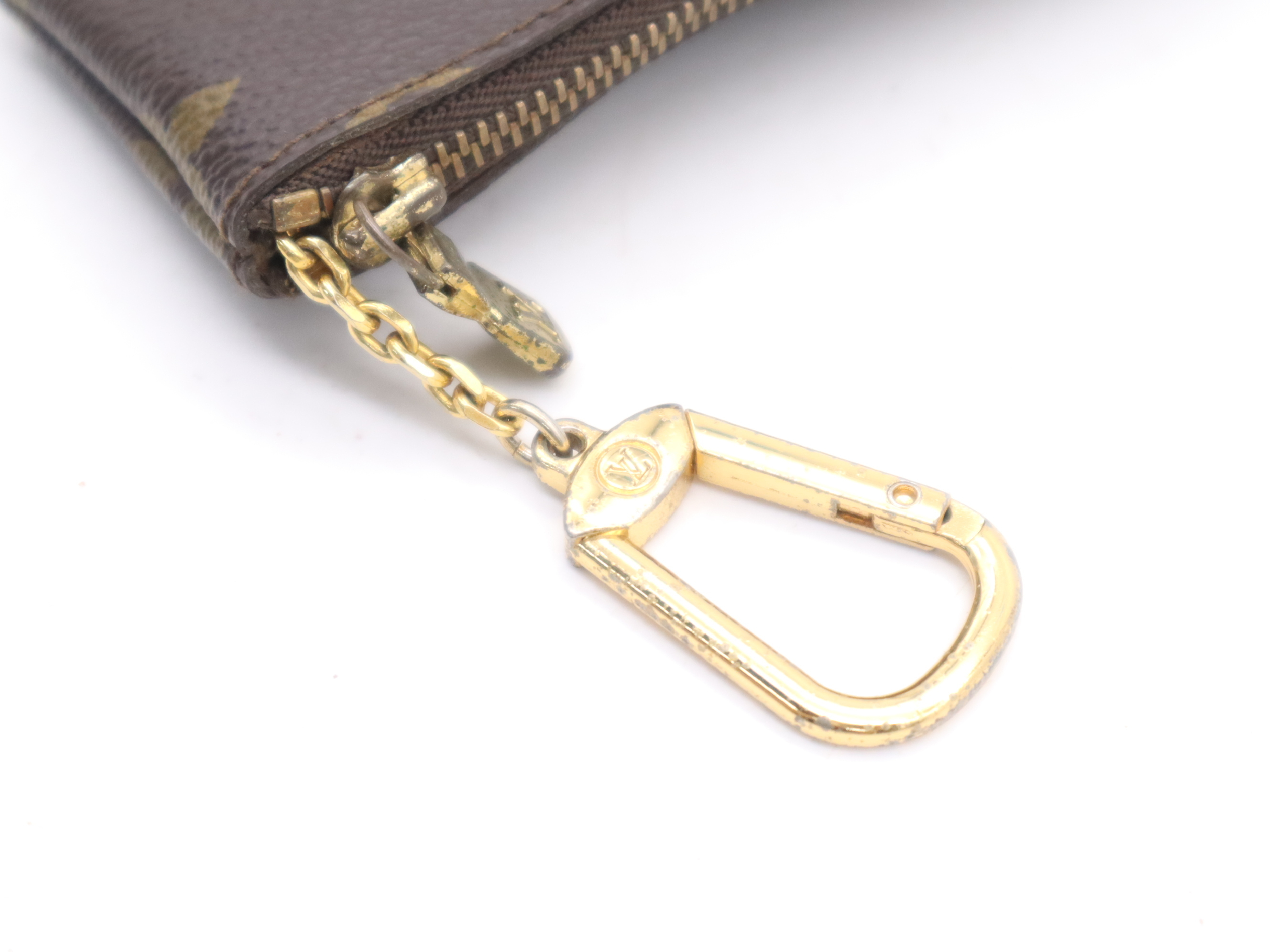 M62610 Monogram Pochette 6 Craie Key Case — view 6