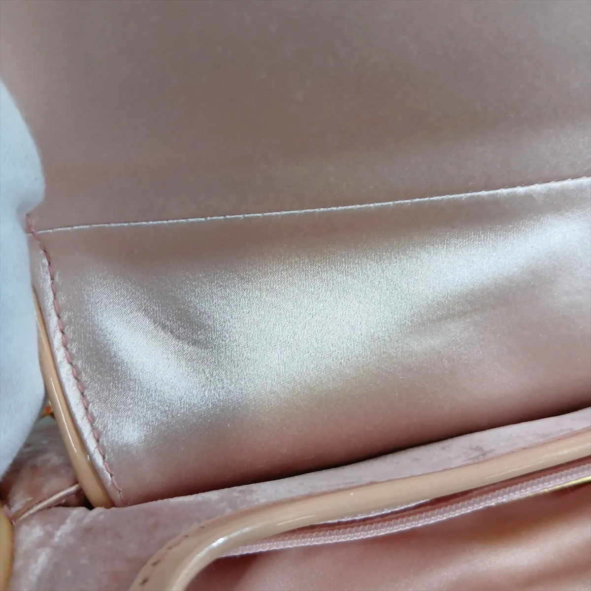 Saddle Bag, Velour Chain Handbag, Pink, Unsigned Guarantee Card — view 11