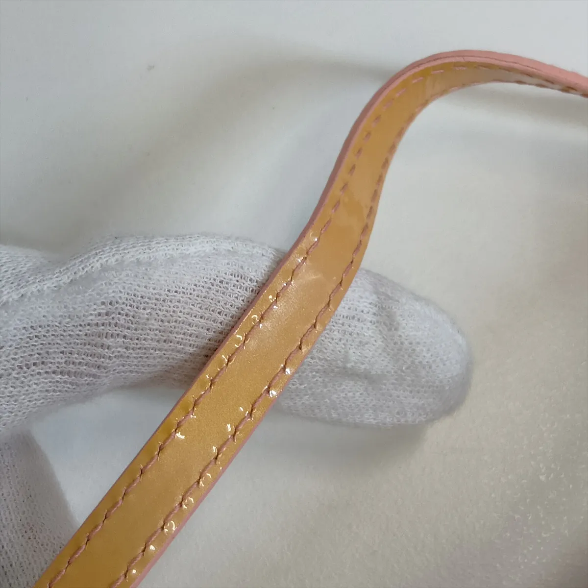Saddle Bag, Velour Chain Handbag, Pink, Unsigned Guarantee Card — view 12