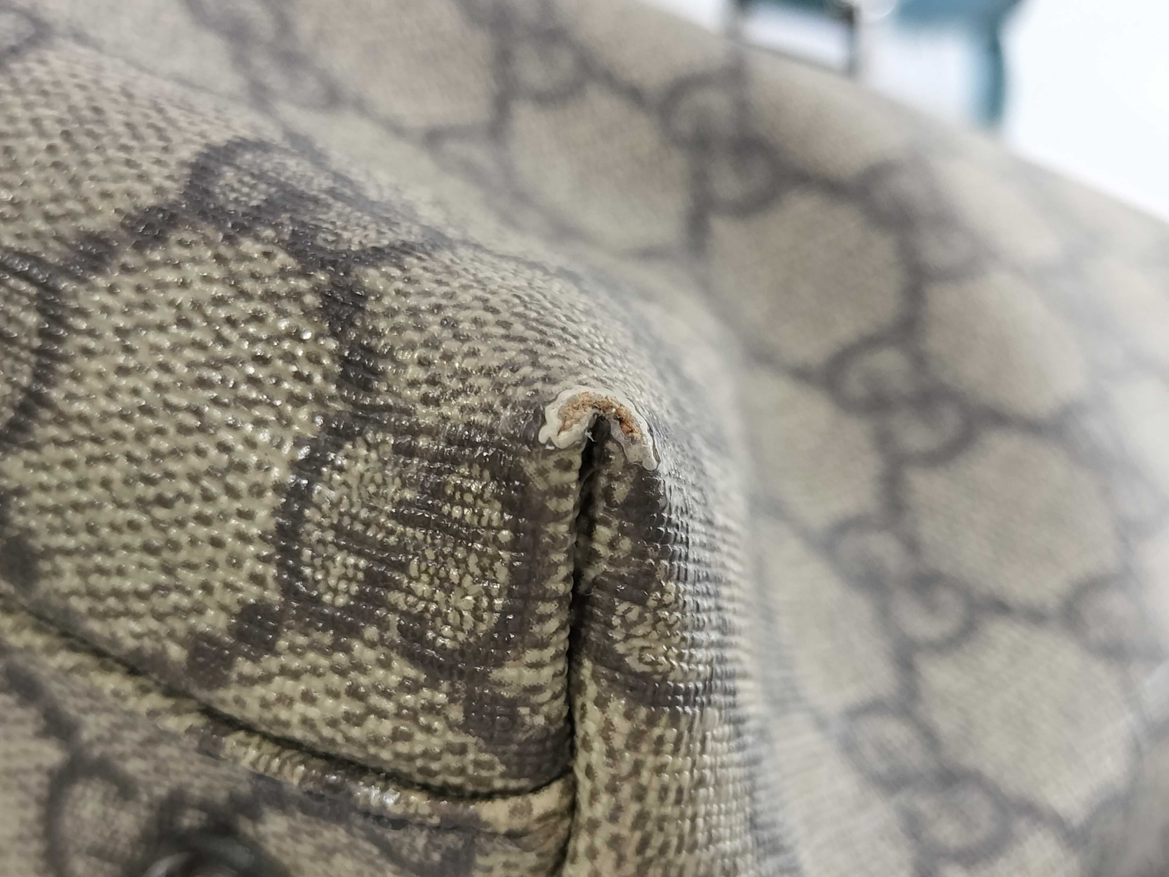 GG Supreme Tote Bag — view 7