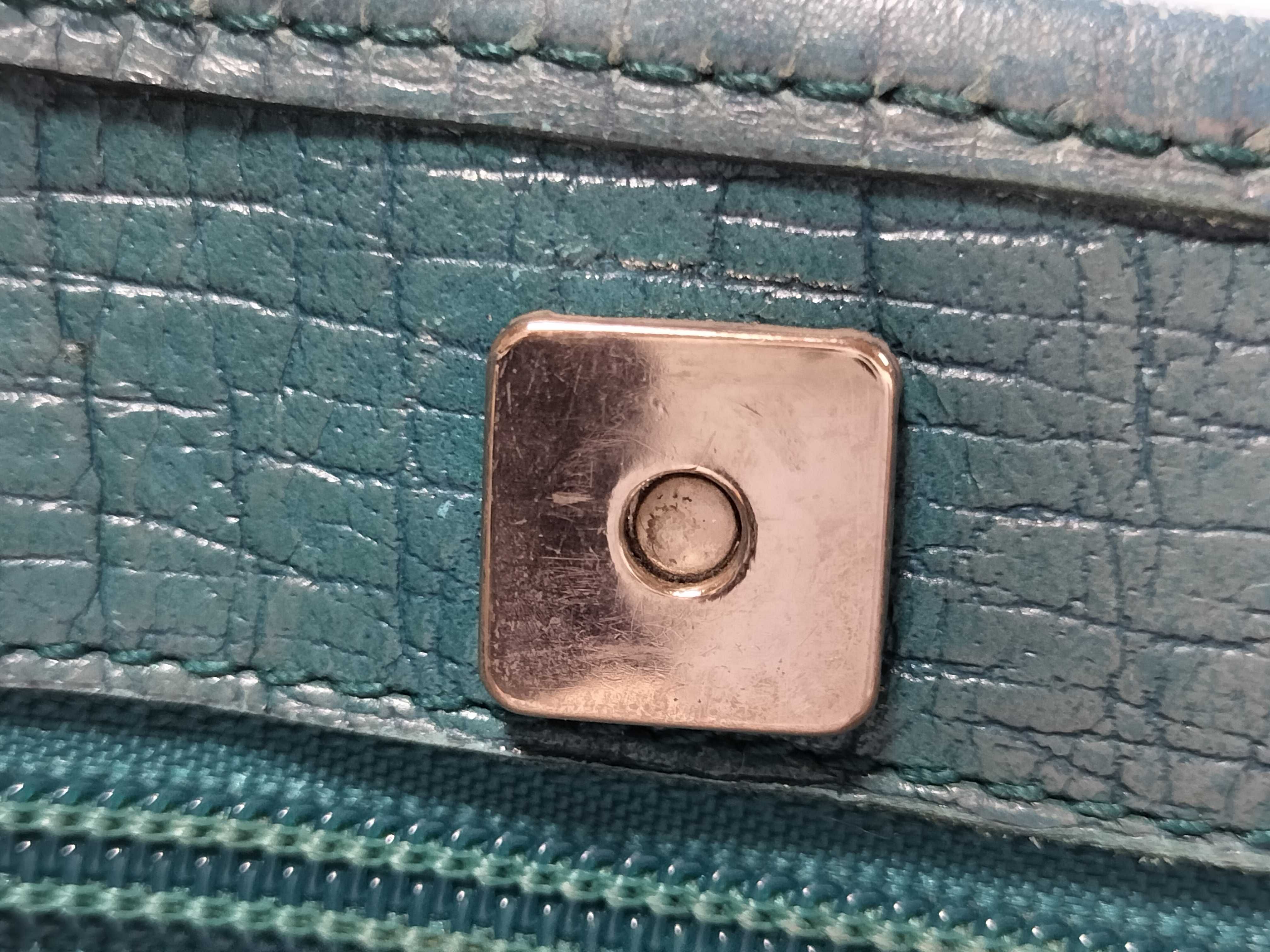 GG Supreme Tote Bag — view 9