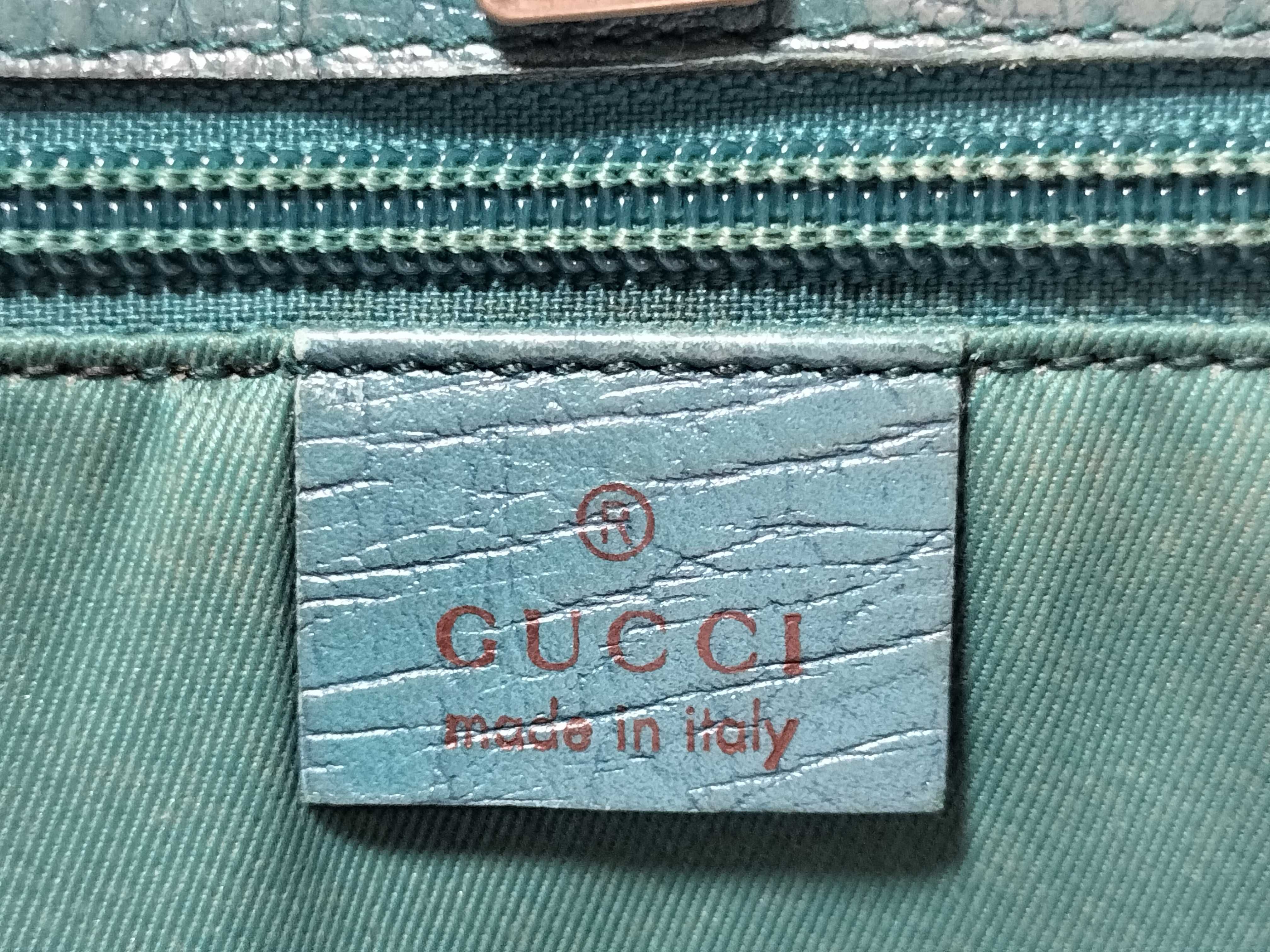 GG Supreme Tote Bag — view 10