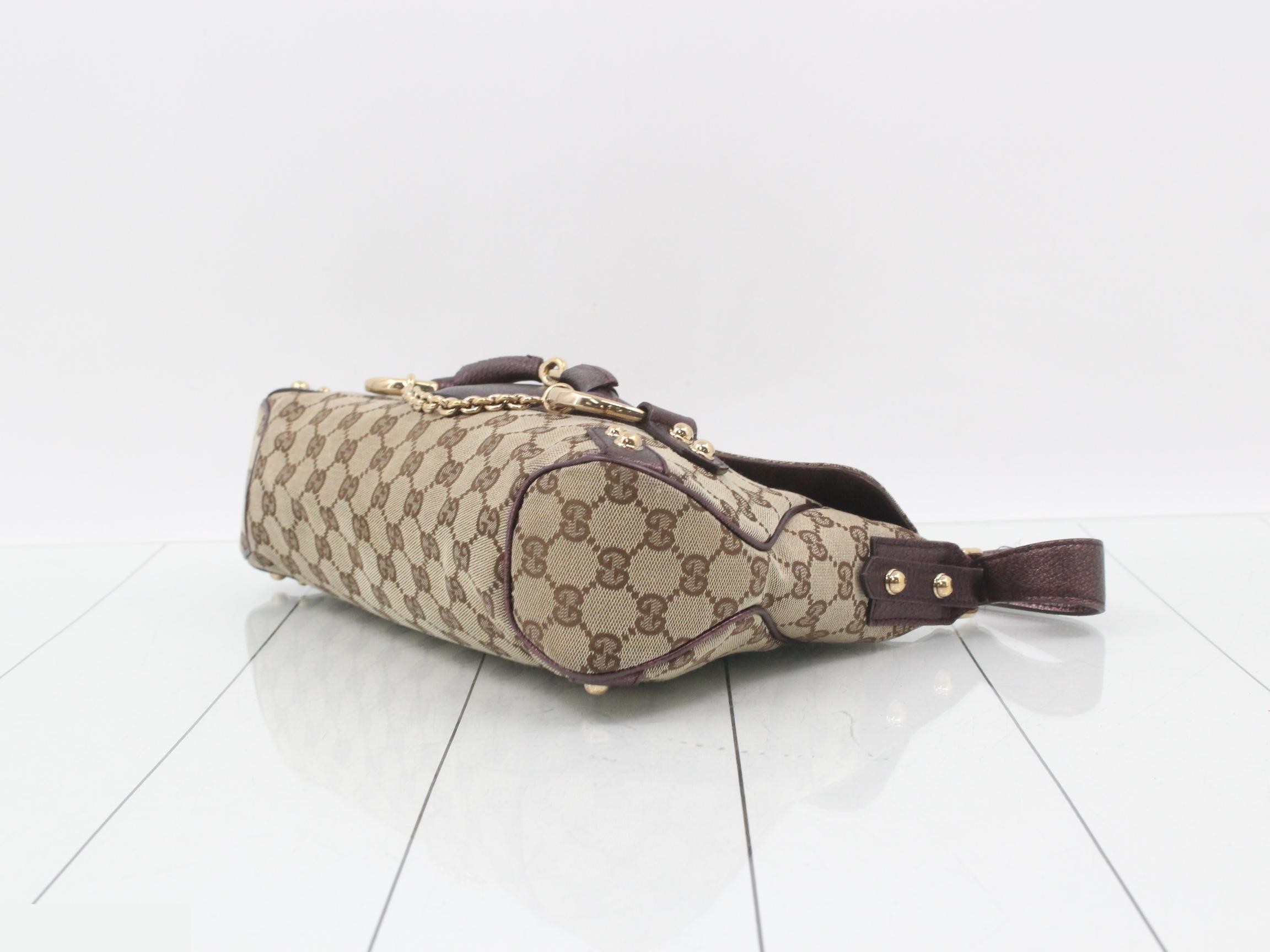 One-shoulder bag, Horsebit design, GG canvas. — view 6