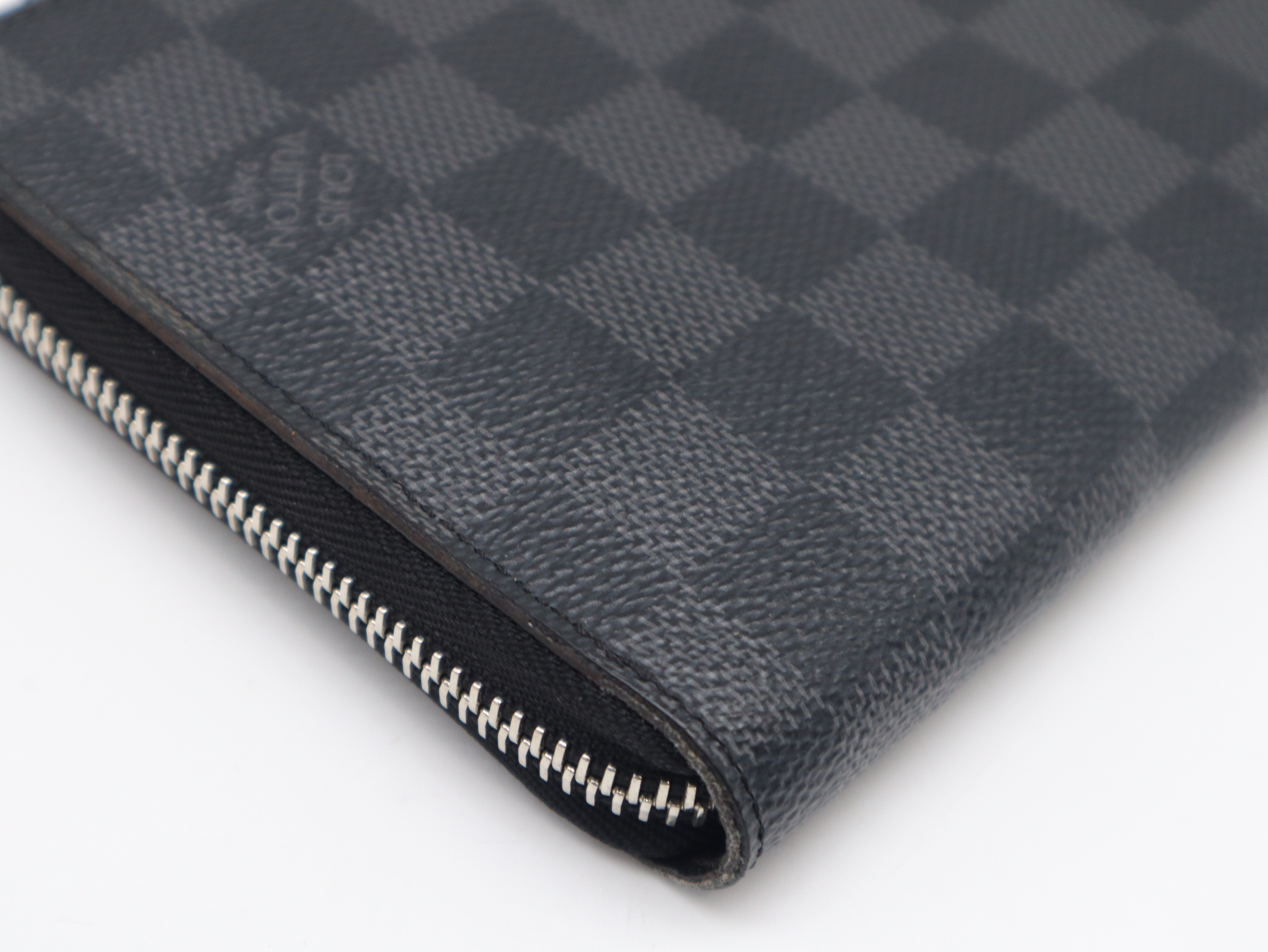 N60111 Damier Graphite Zippy Organizer NM Wallet — view 7