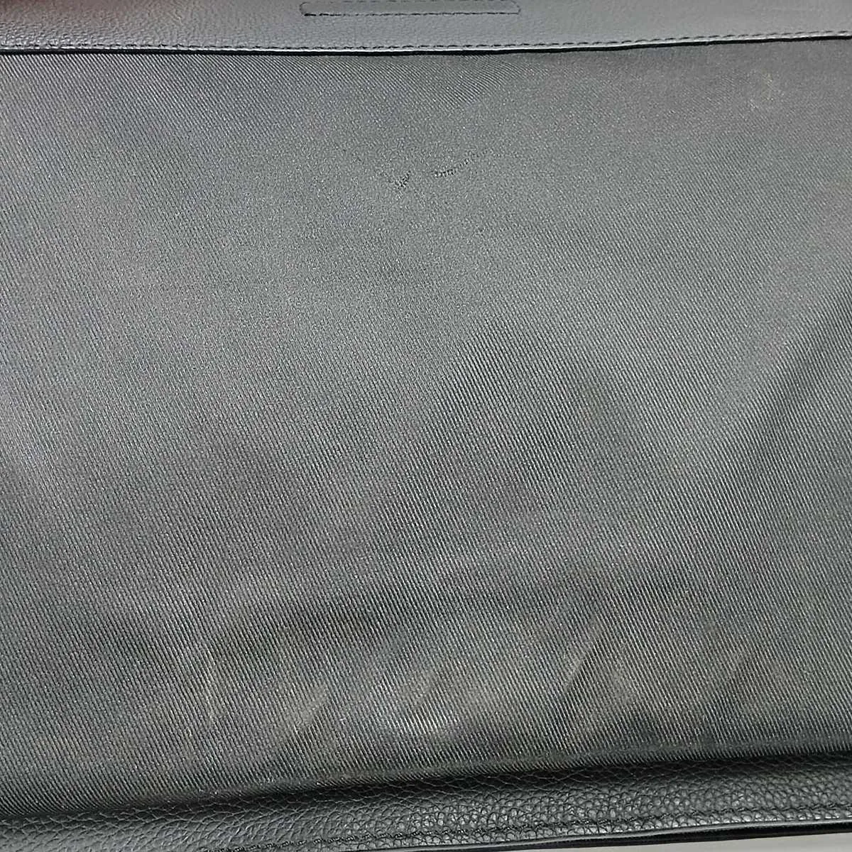 LV Aerogram Takeoff Messenger M57080 Black (RFID detected) — view 15