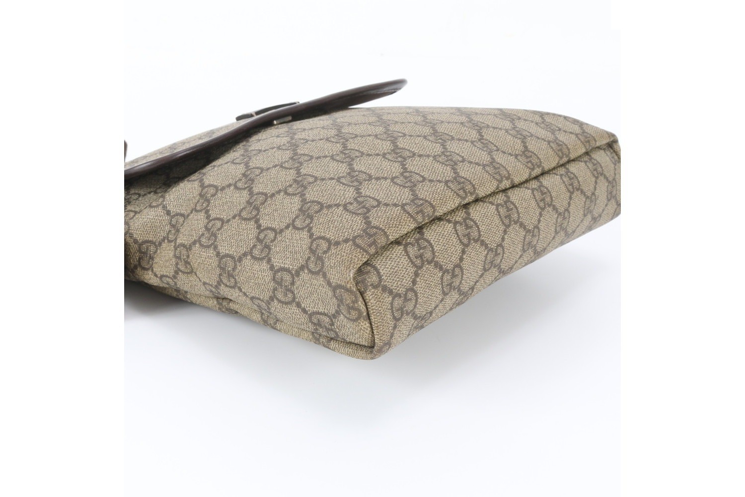 GG Supreme 223666 Leather Shoulder Bag — view 4