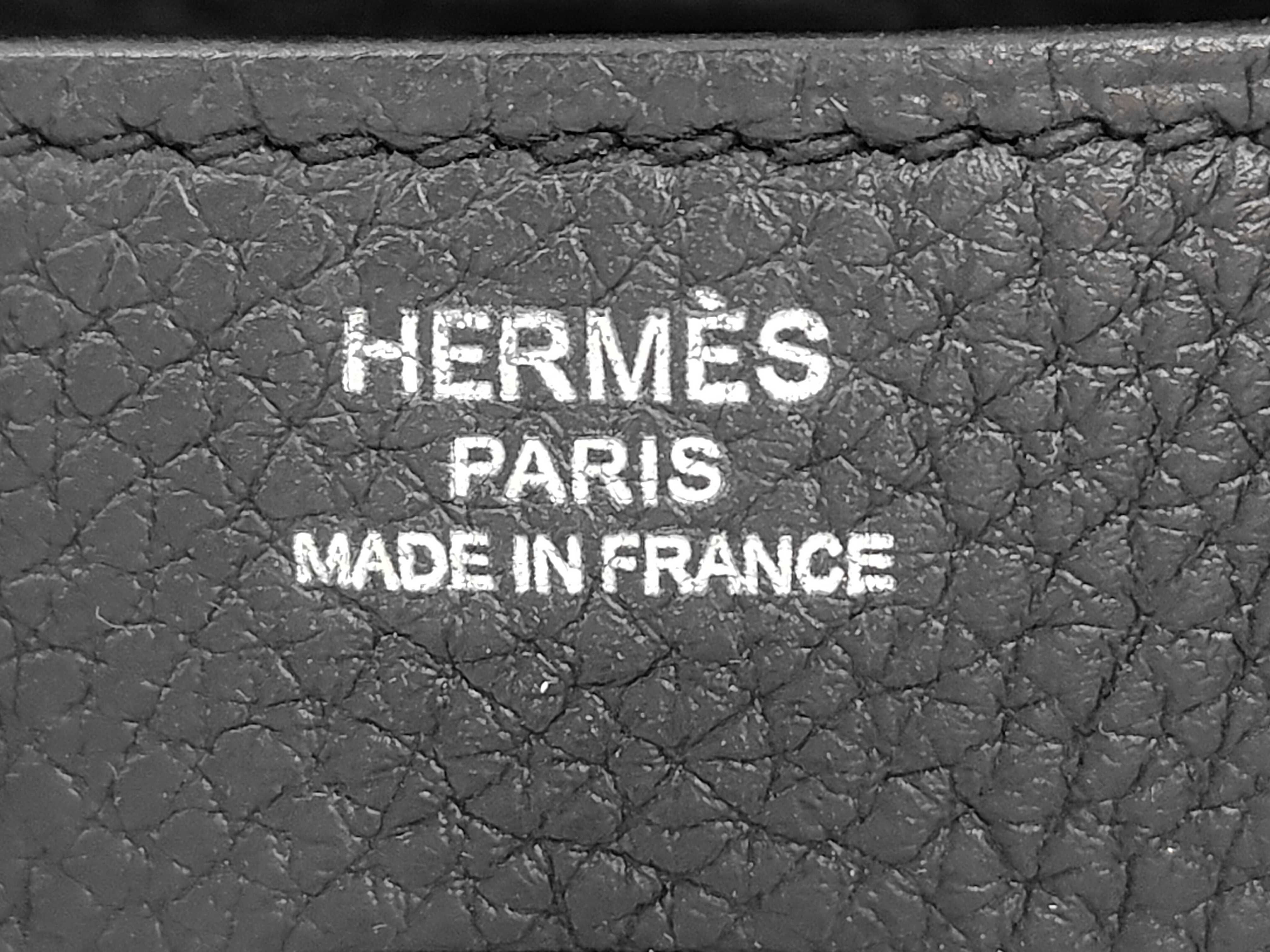 Birkin 25 Togo Leather, Black with Silver Hardware, R Stamp, Handbag — view 10