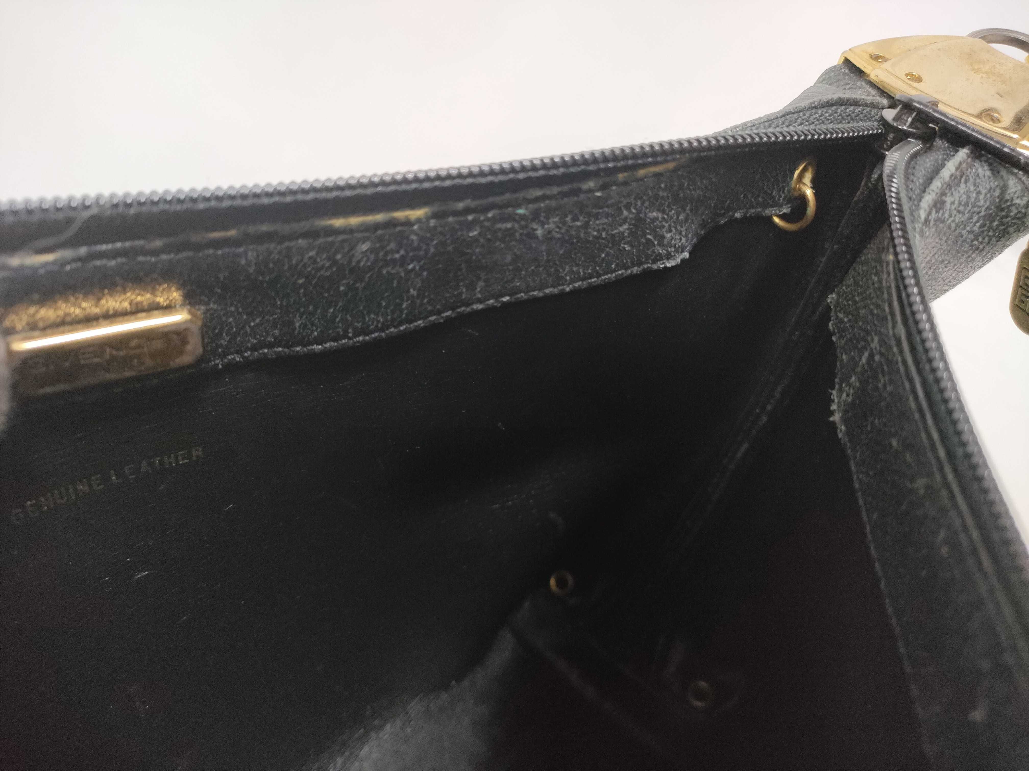 (Givenchy) Leather Shoulder Bag — view 14