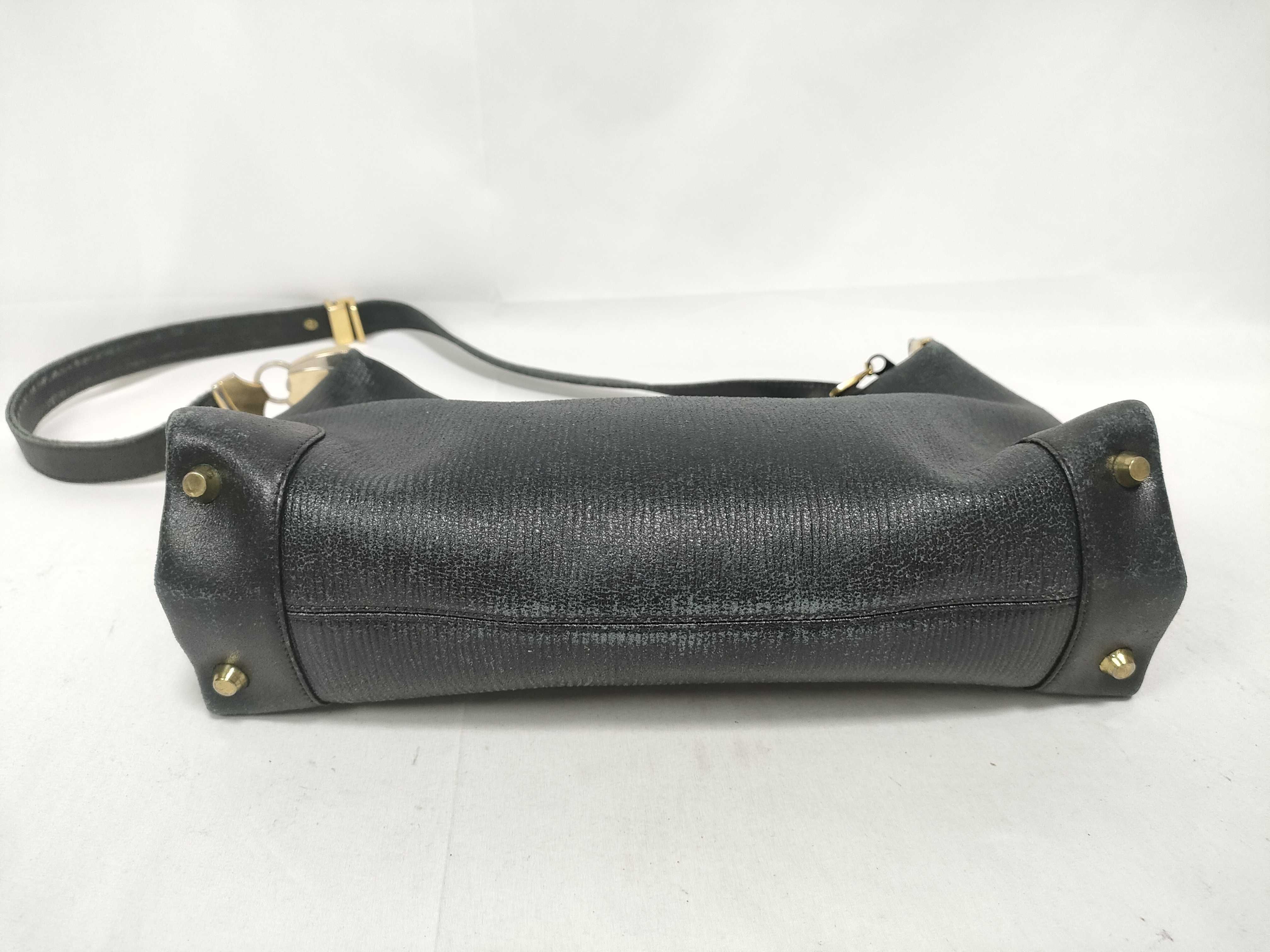 (Givenchy) Leather Shoulder Bag — view 3