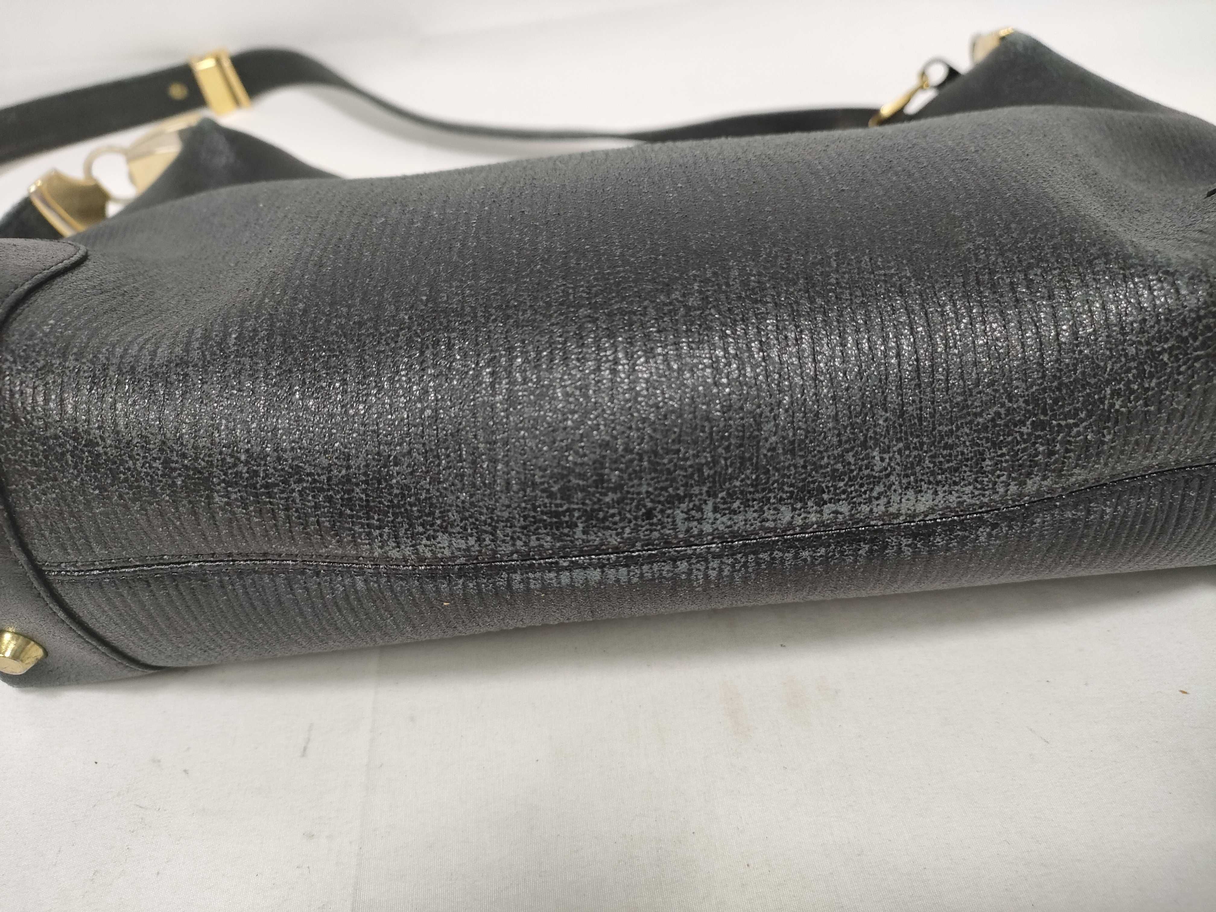 (Givenchy) Leather Shoulder Bag — view 4