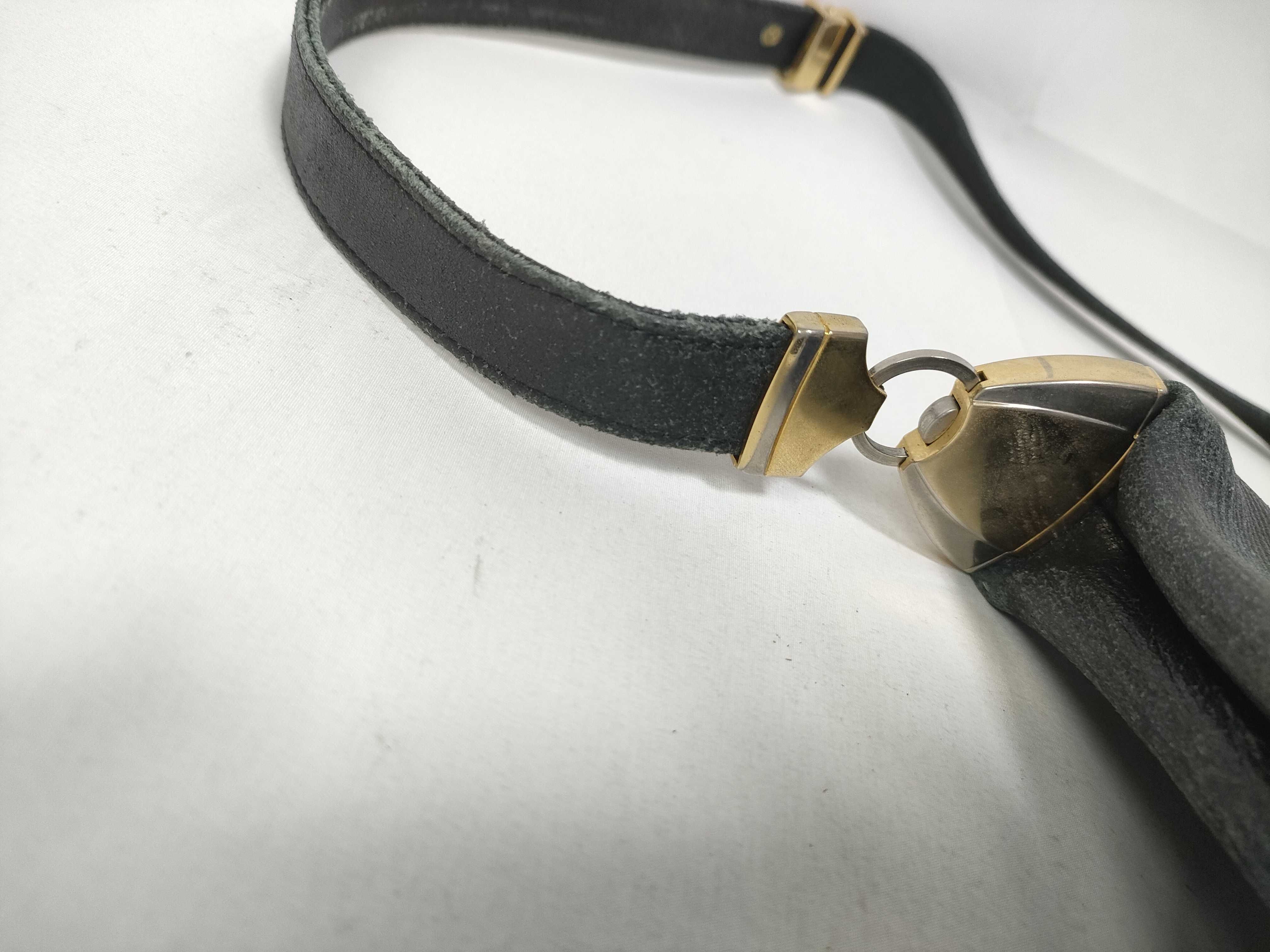 (Givenchy) Leather Shoulder Bag — view 7
