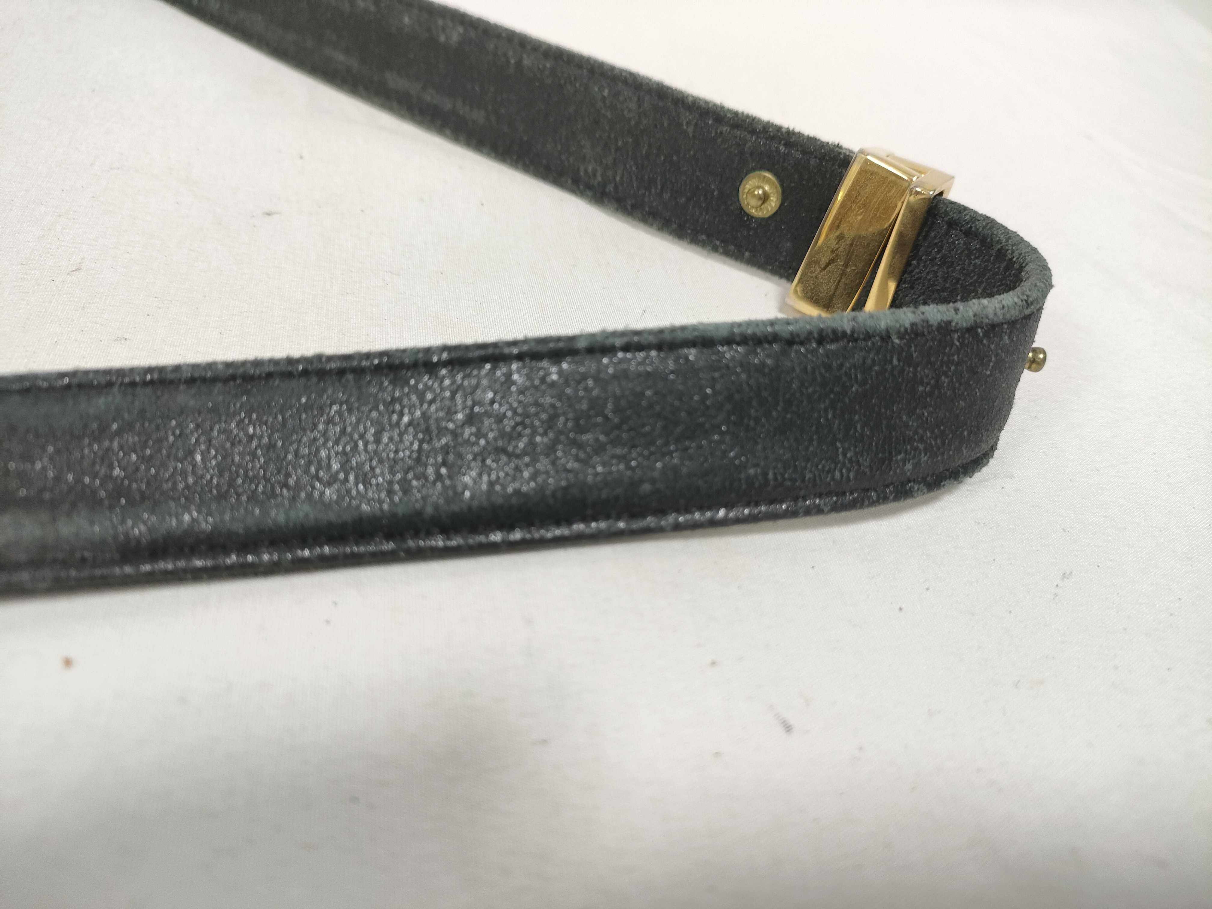 (Givenchy) Leather Shoulder Bag — view 9