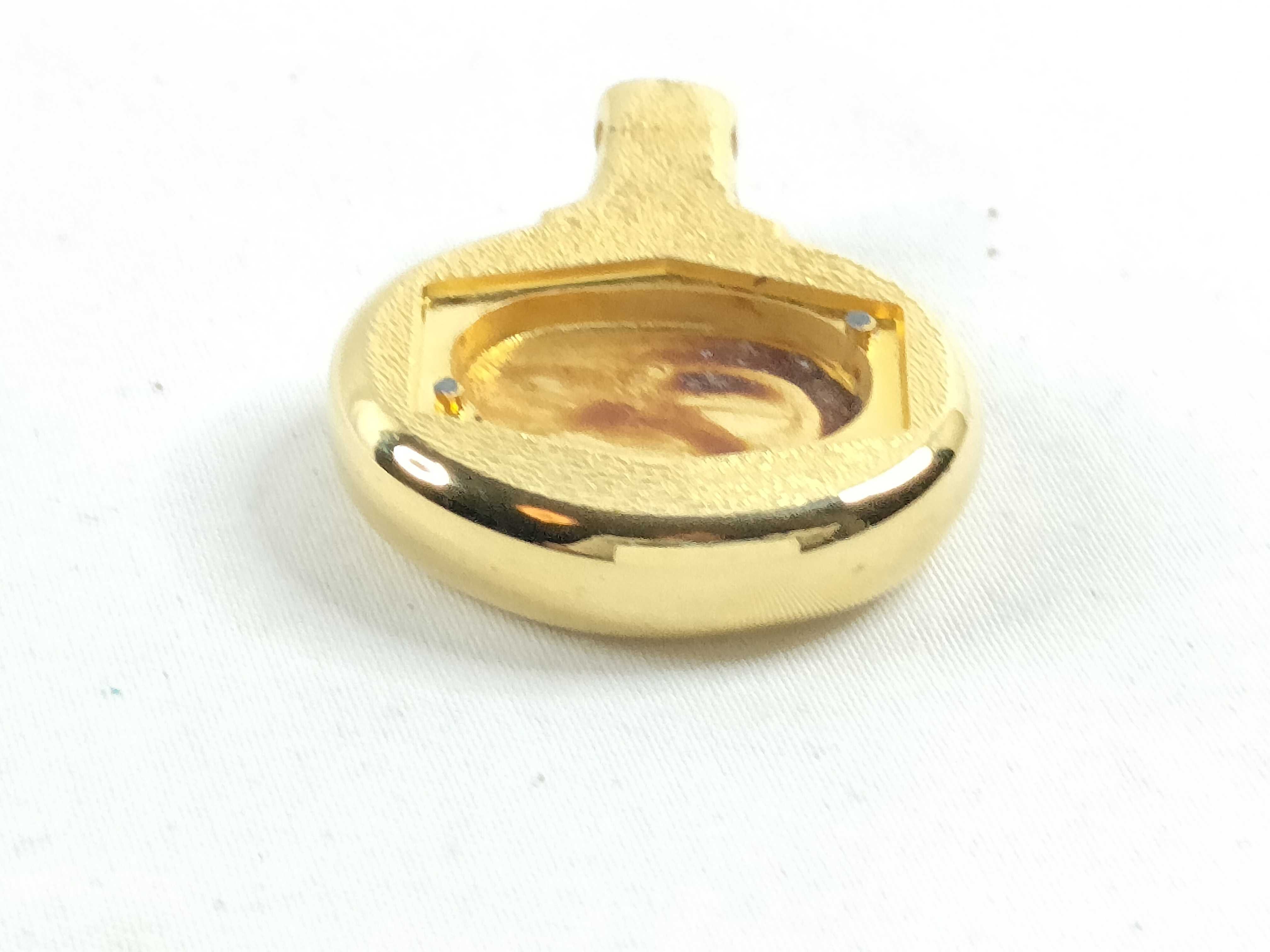 perfume charm — view 5