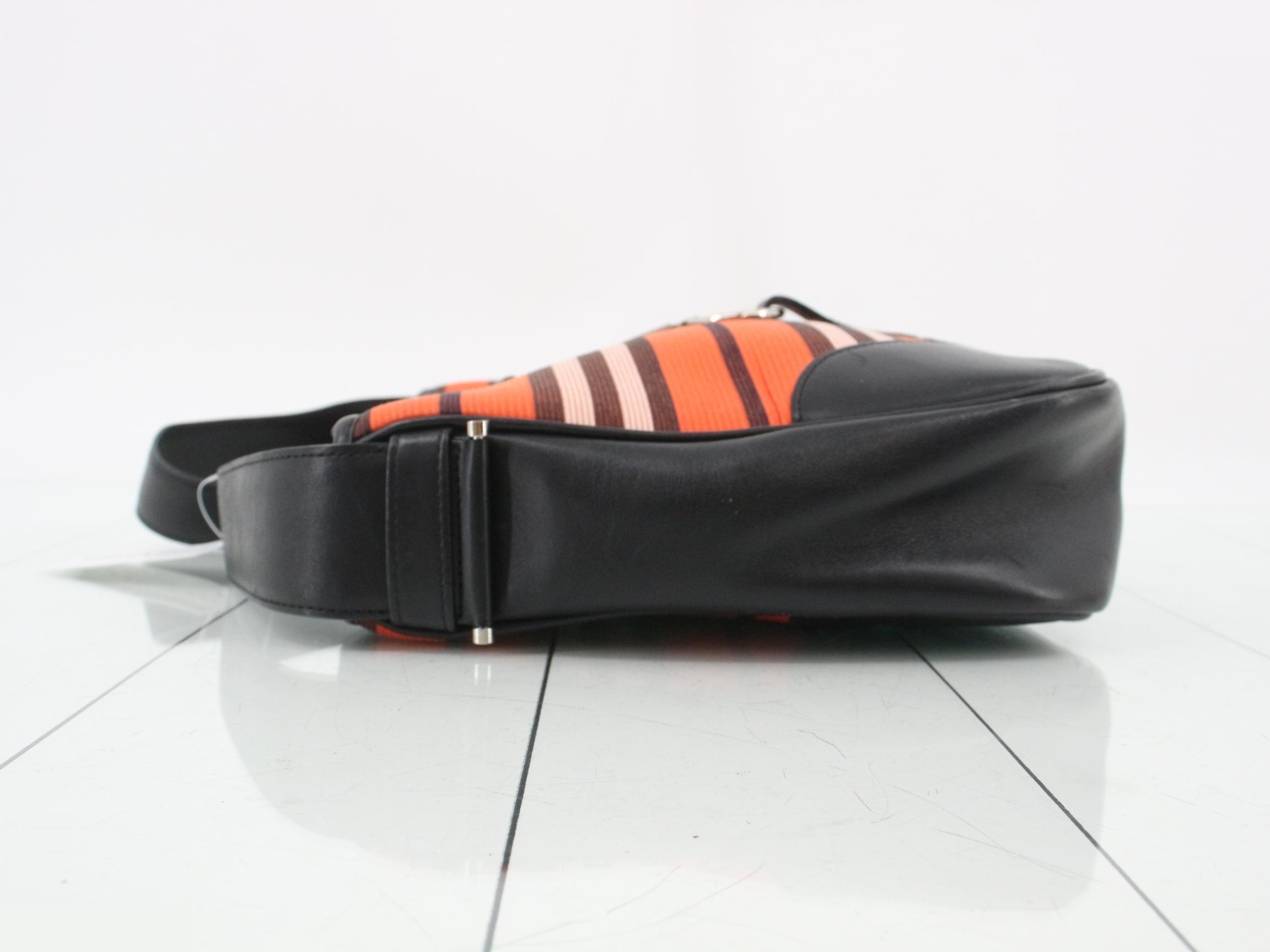 Other lines: Bags, One-shoulder bags, Stripe, Orange, Black — view 4