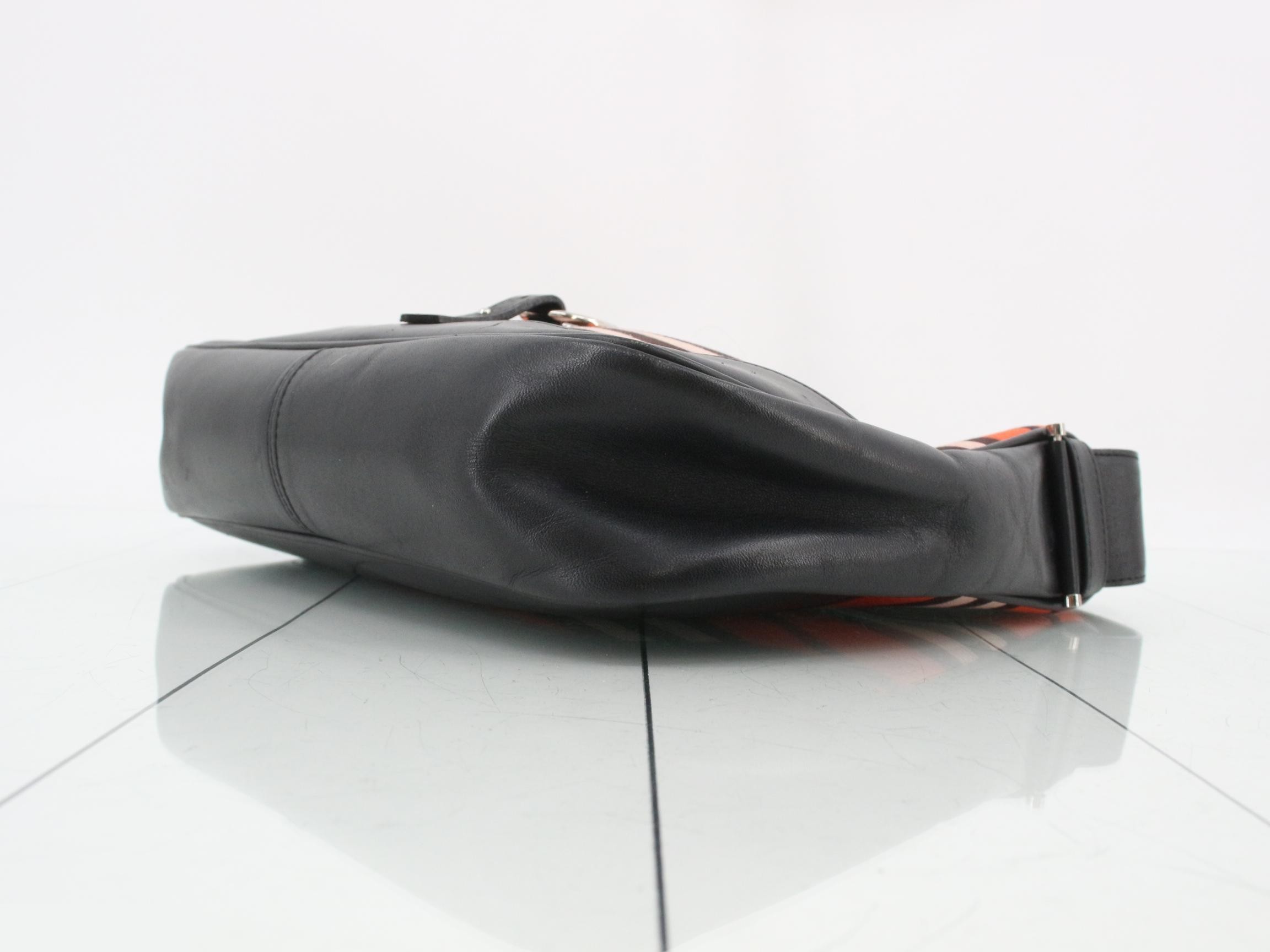 Other lines: Bags, One-shoulder bags, Stripe, Orange, Black — view 6