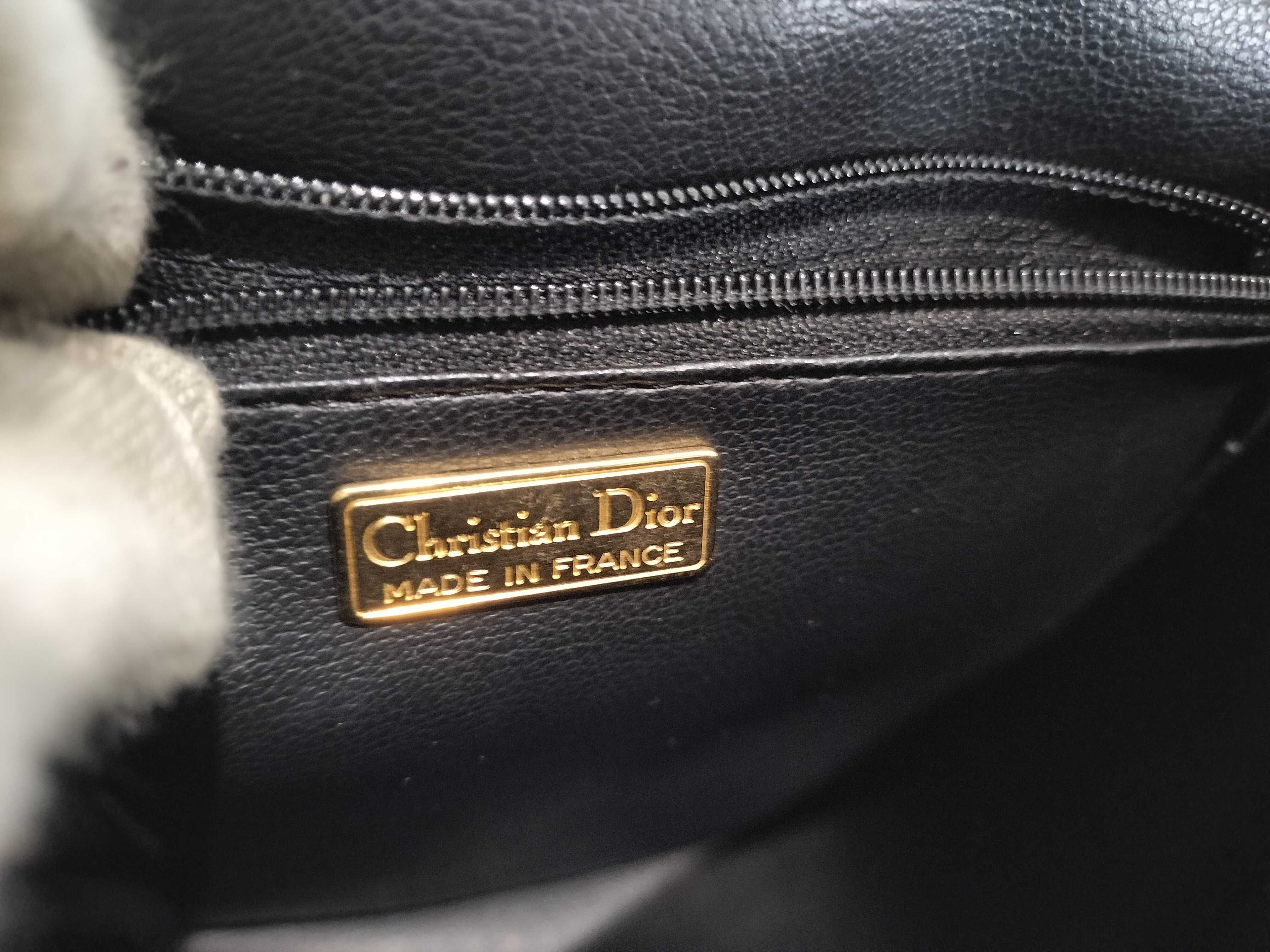 CD Logo One-Shoulder Shoulder Bag — view 12