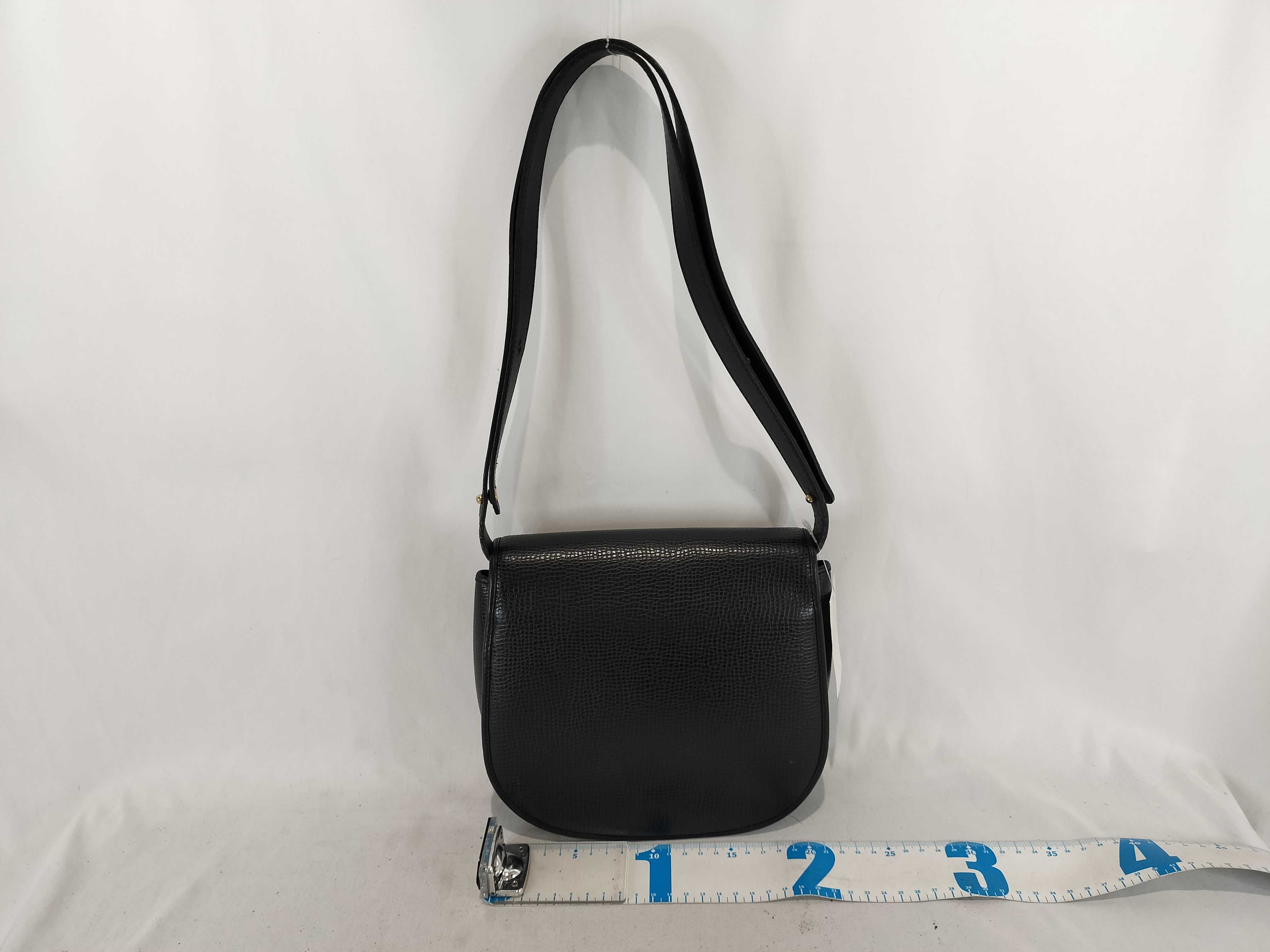 CD Logo One-Shoulder Shoulder Bag — view 3