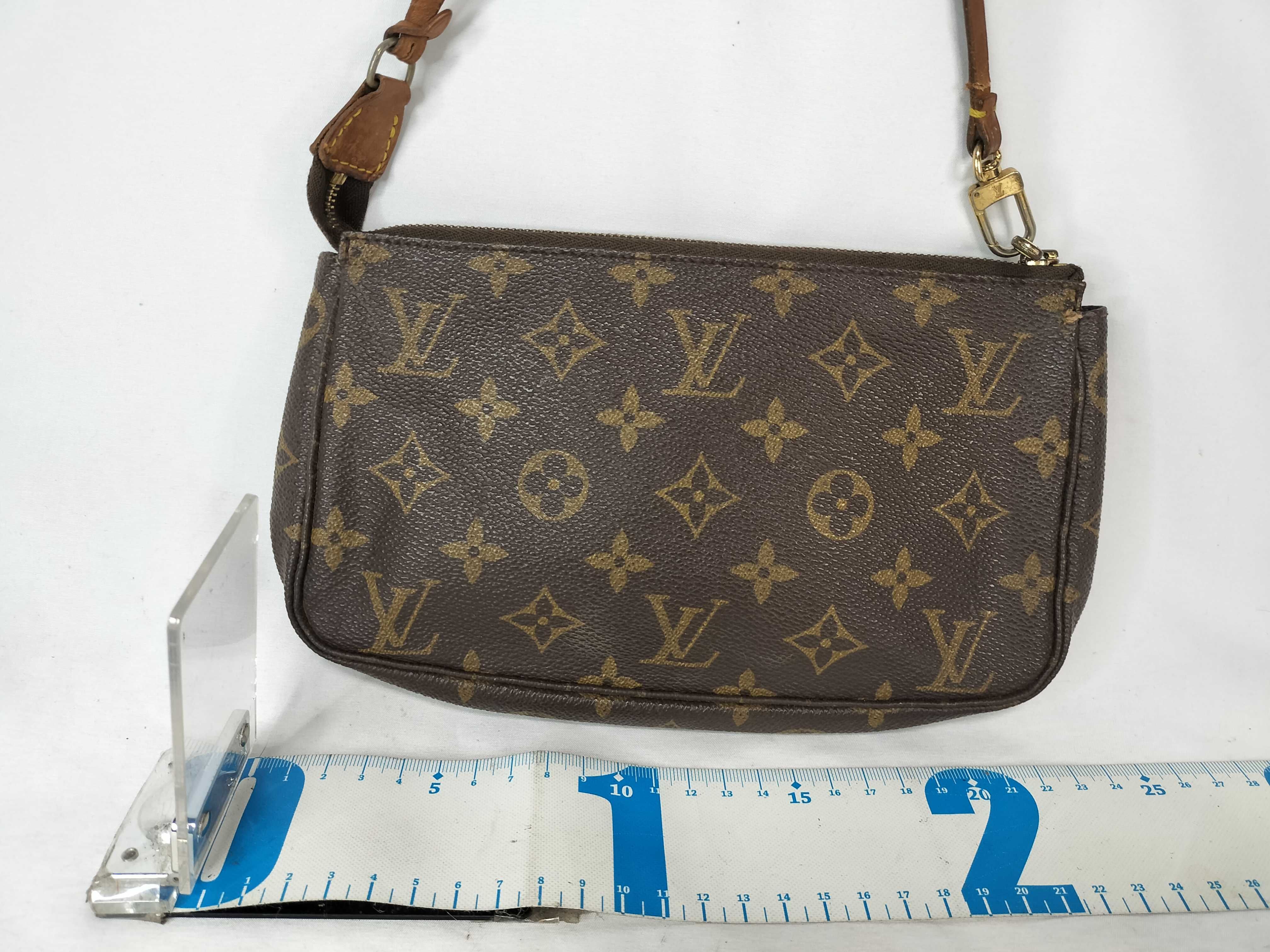 Monogram Louis Vuitton Accessoires Handbag — view 2