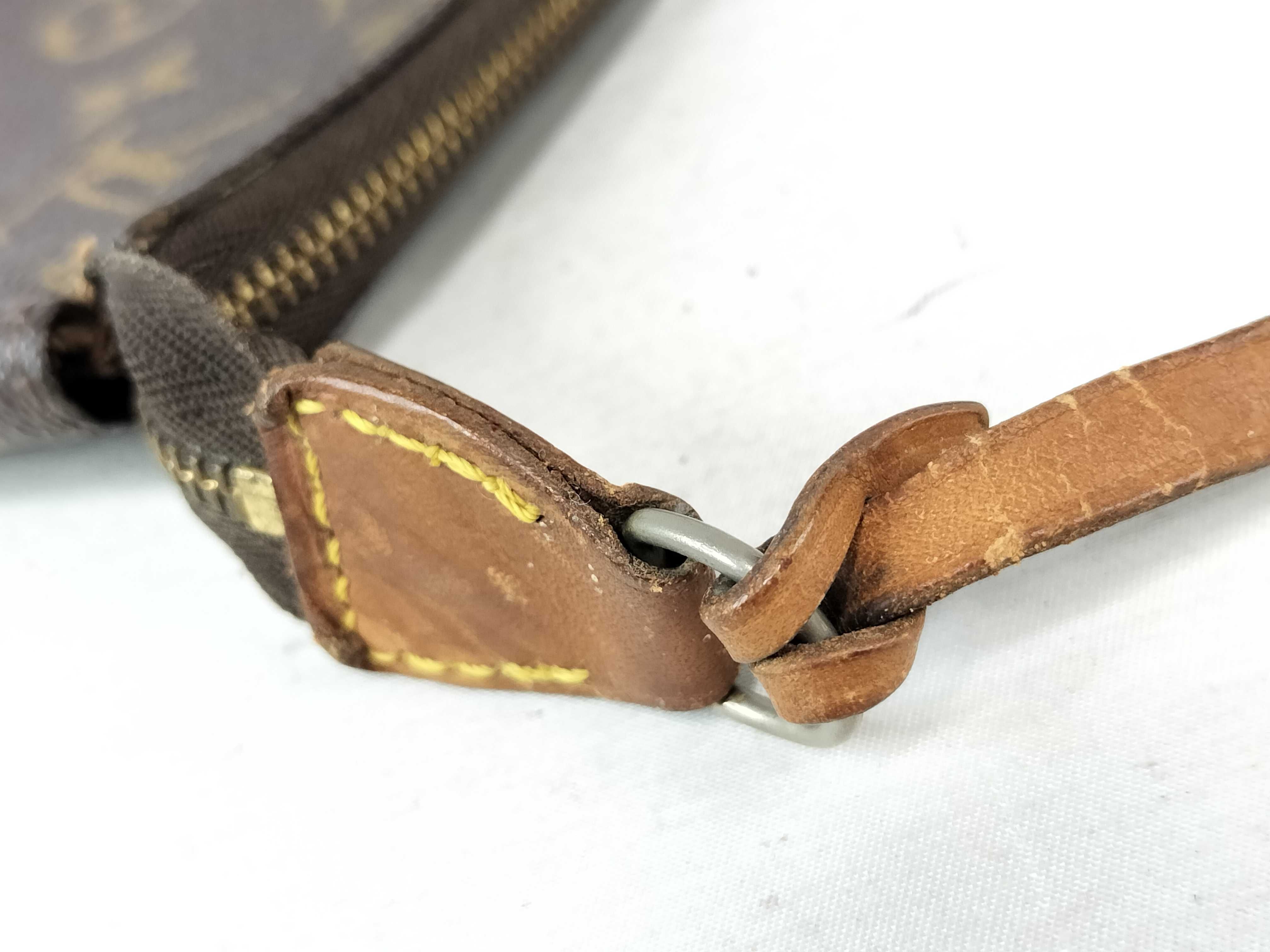 Monogram Louis Vuitton Accessoires Handbag — view 5