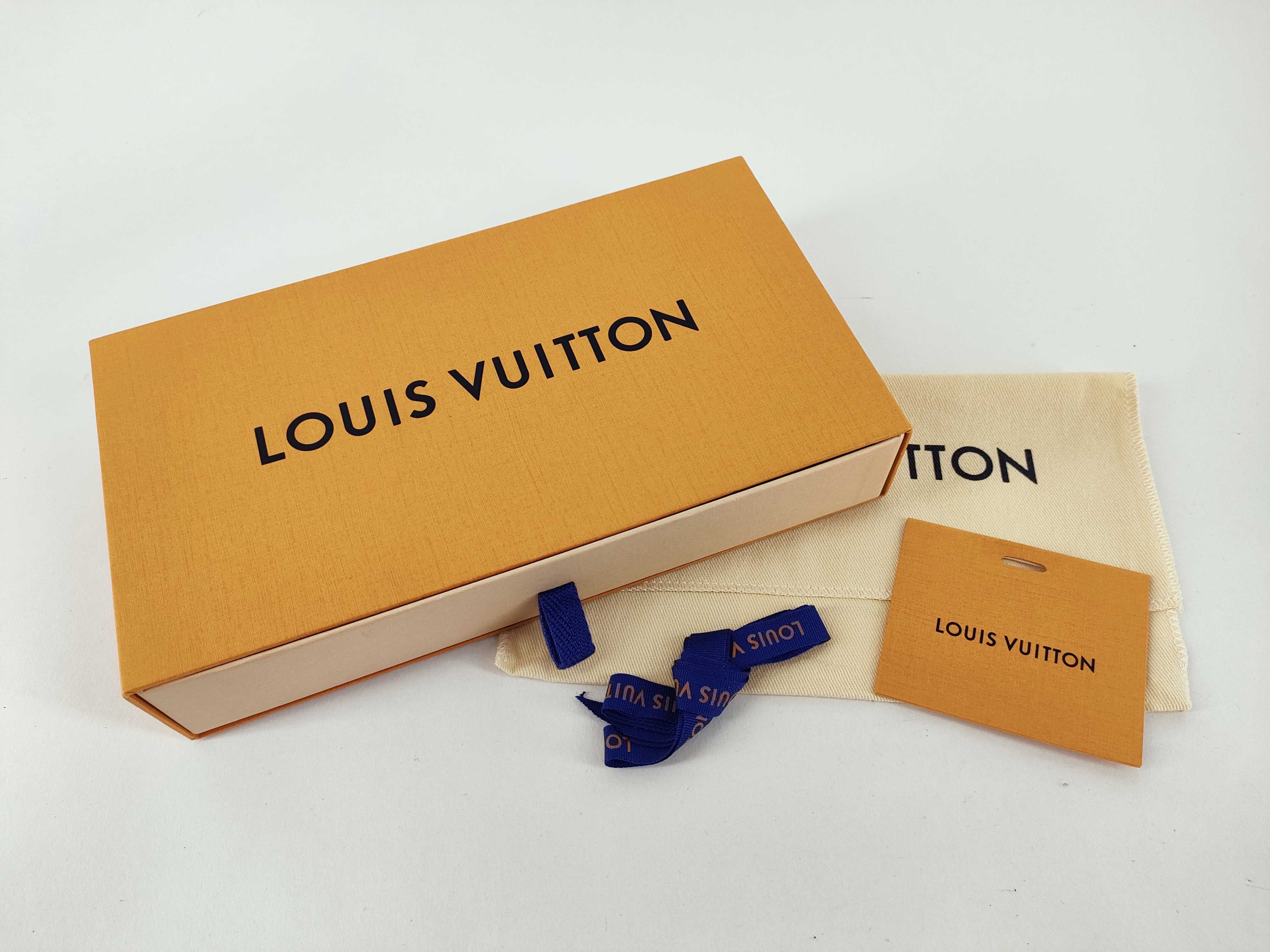 Mahina Portefeuille Iris Wallet with Box, Dust Bag, and Initials — view 15