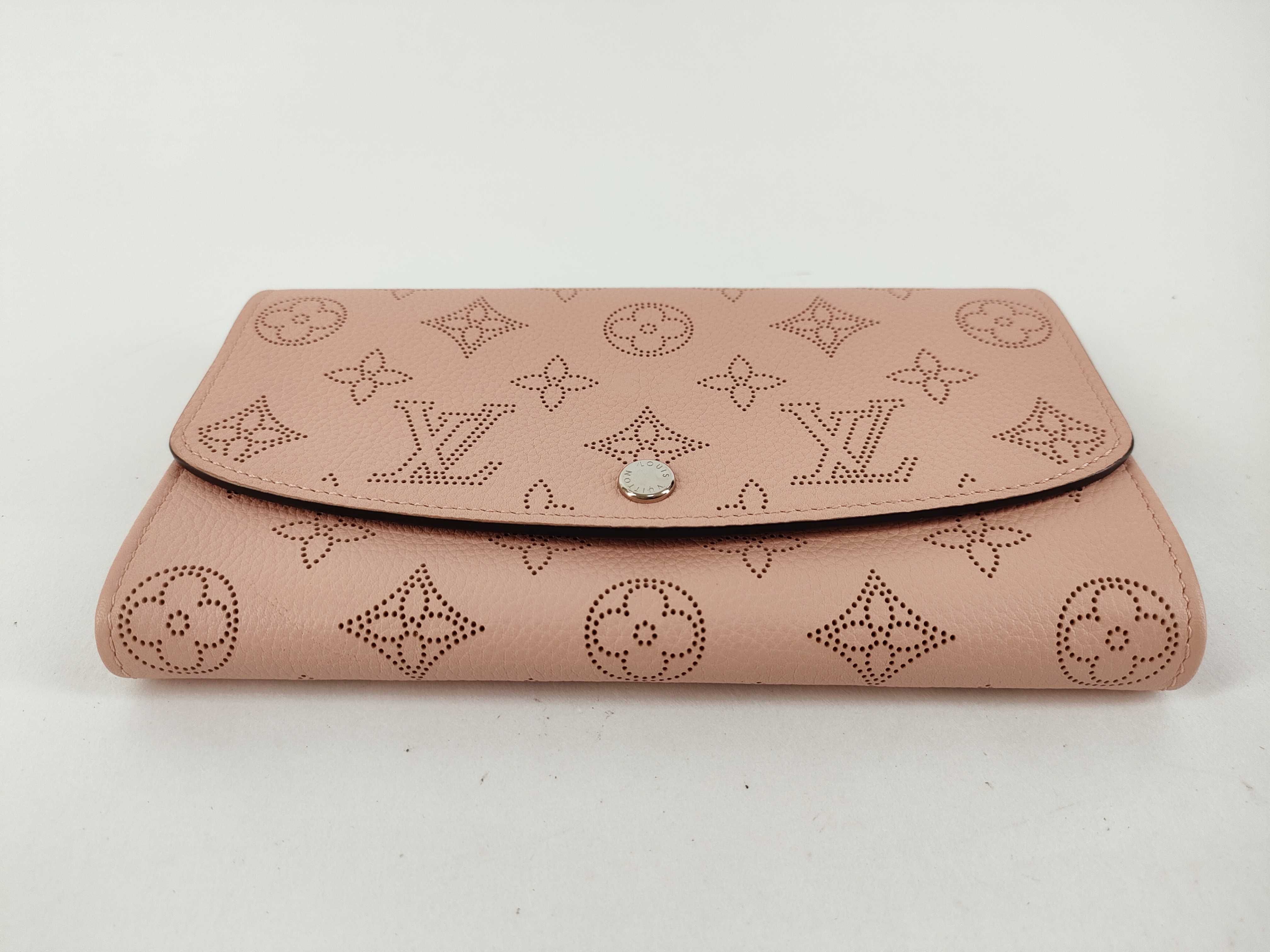Mahina Portefeuille Iris Wallet with Box, Dust Bag, and Initials — view 5