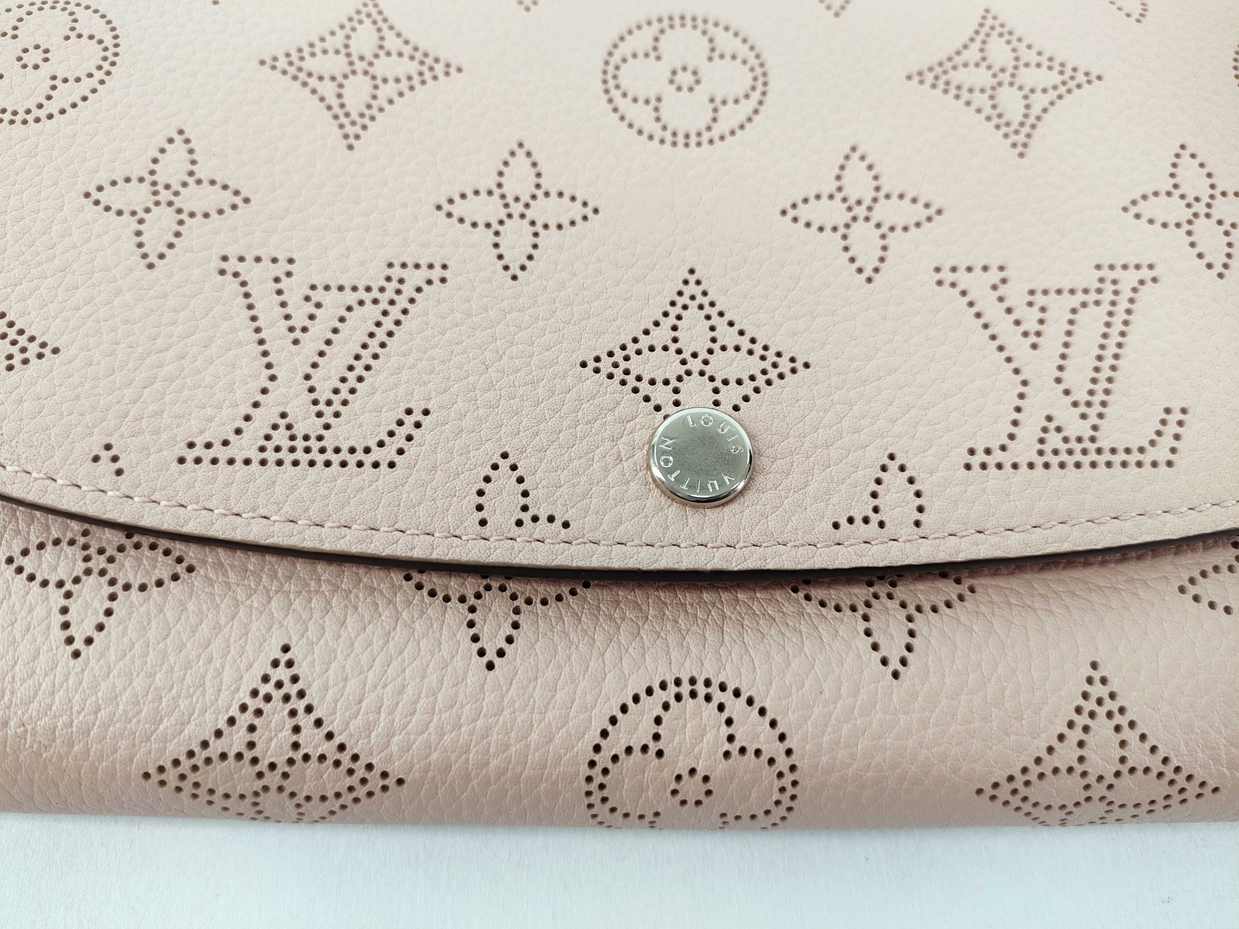 Mahina Portefeuille Iris Wallet with Box, Dust Bag, and Initials — view 8
