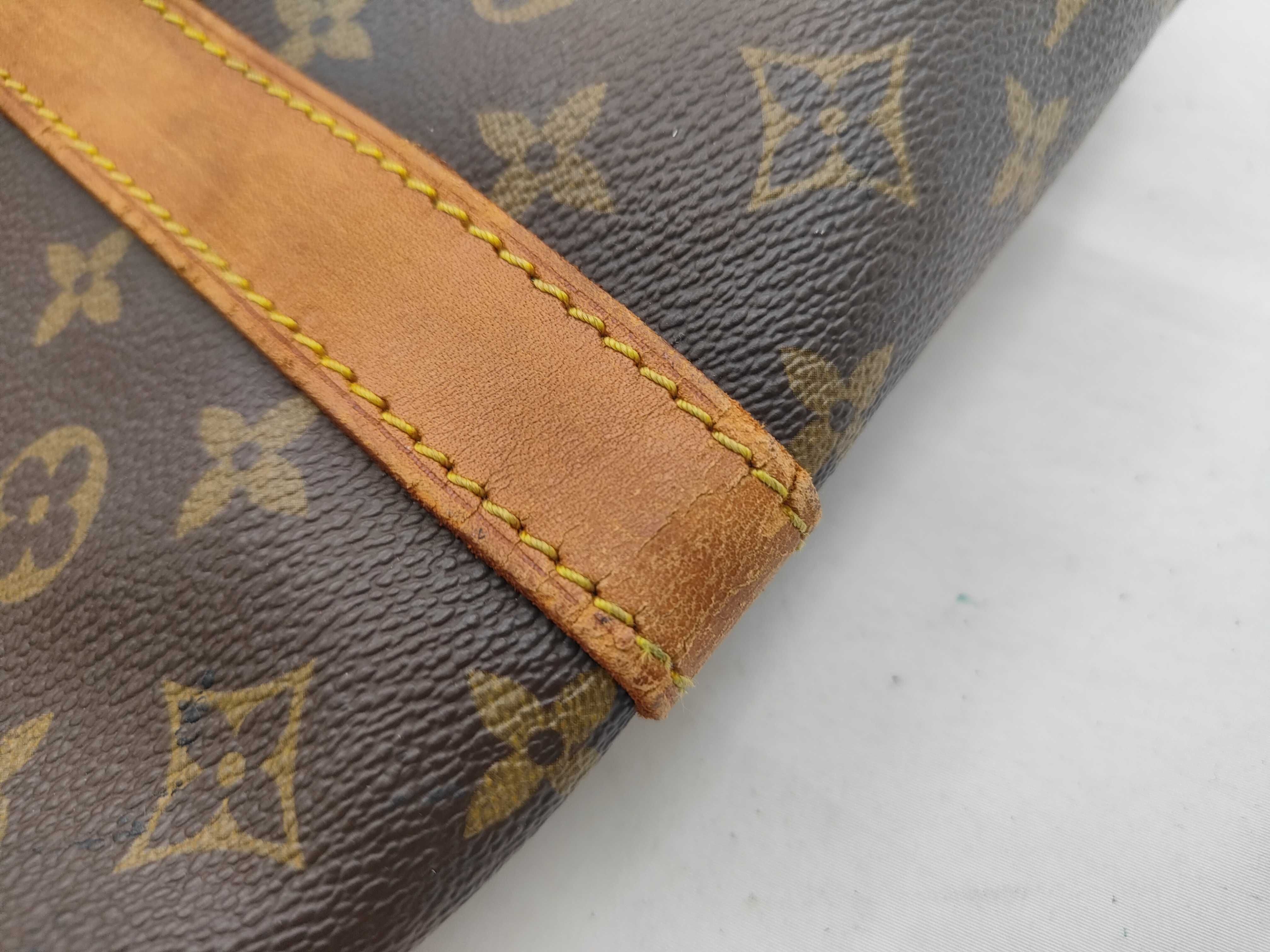 Monogram M41422 Keepall 60 (Old Model) Eclair Boston Bag — view 11