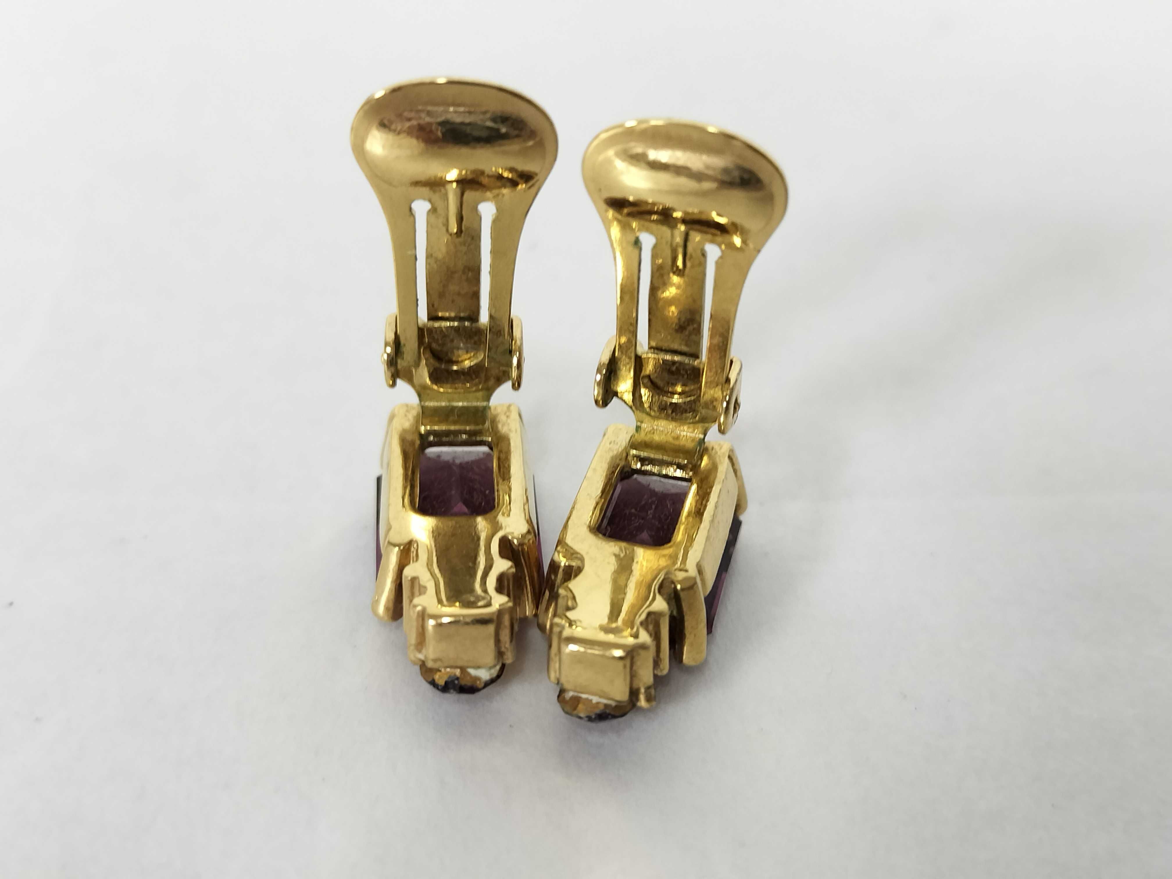 earrings — view 3