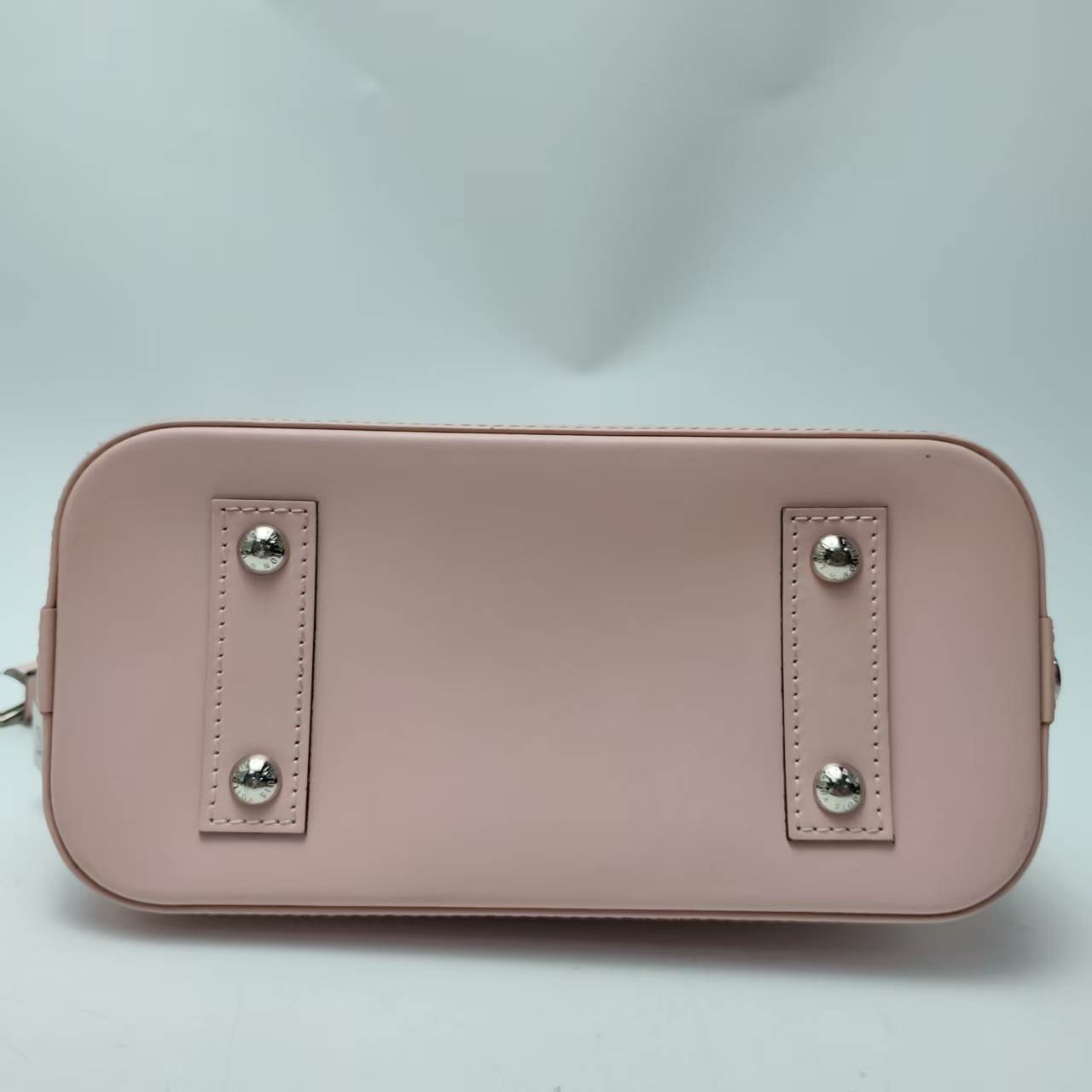 【*Shipped from: China*】LOUIS VUITTON Alma Leather Shoulder Bag — view 8
