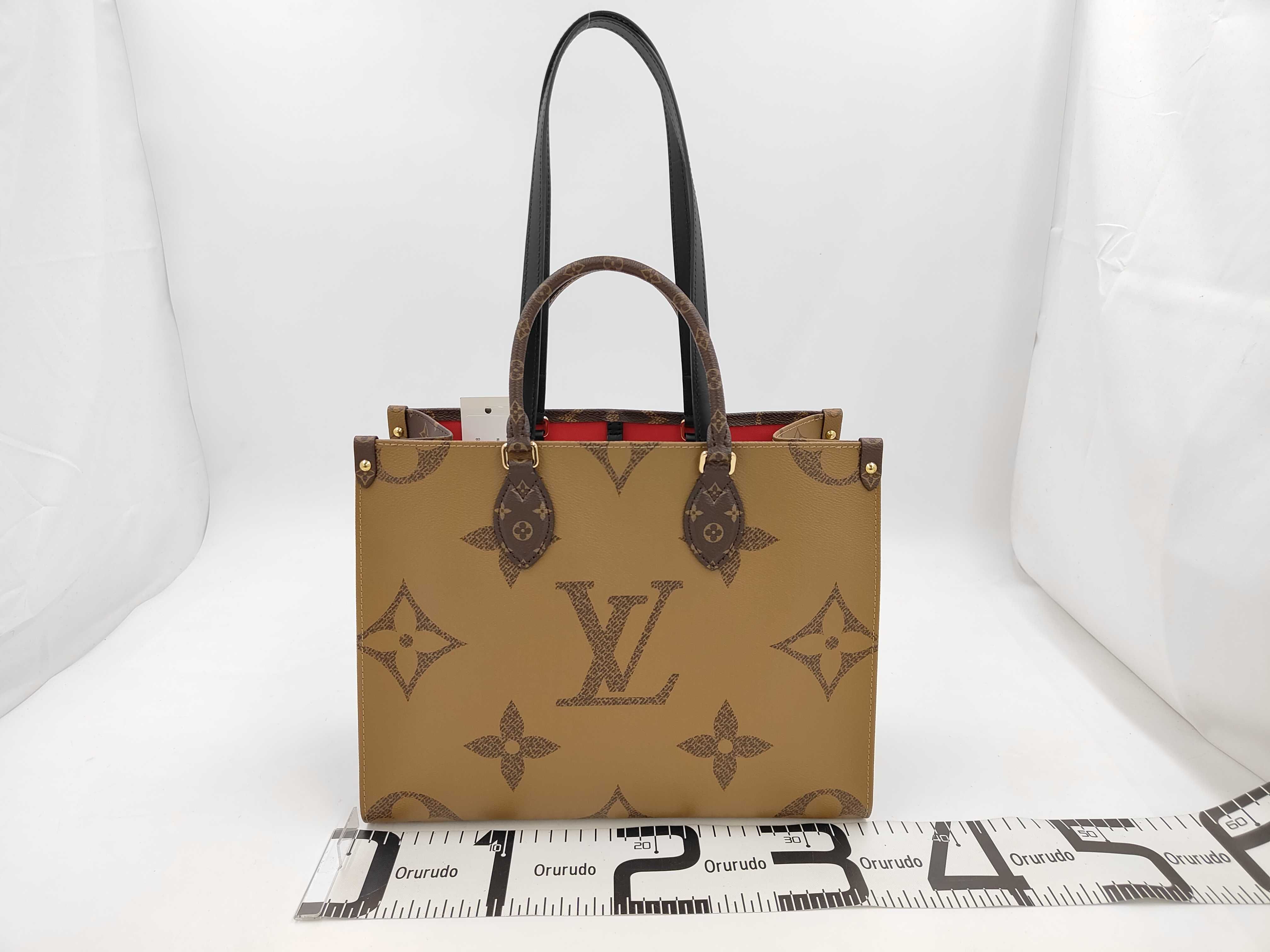 Monogram OnTheGo MM Tote Bag — view 2