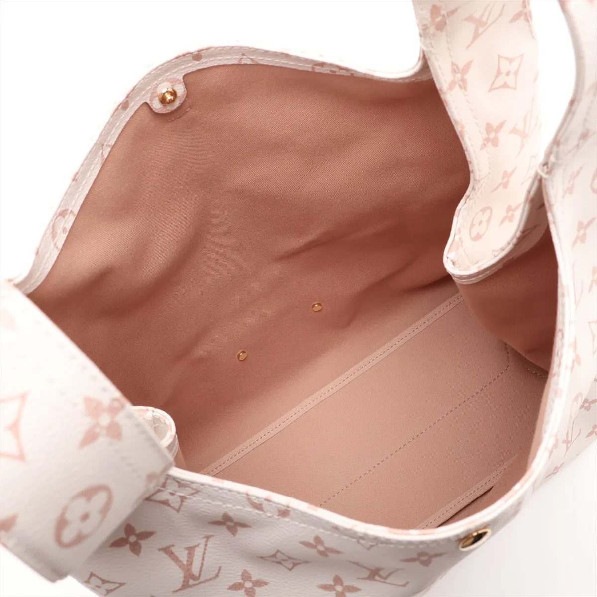 Monogram Dune Atlantis GM M24409 Beige, no strap, pouch string missing, RFID detected. — view 7