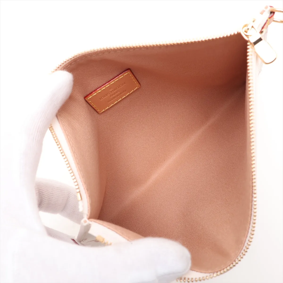 Monogram Dune Atlantis GM M24409 Beige, no strap, pouch string missing, RFID detected. — view 8