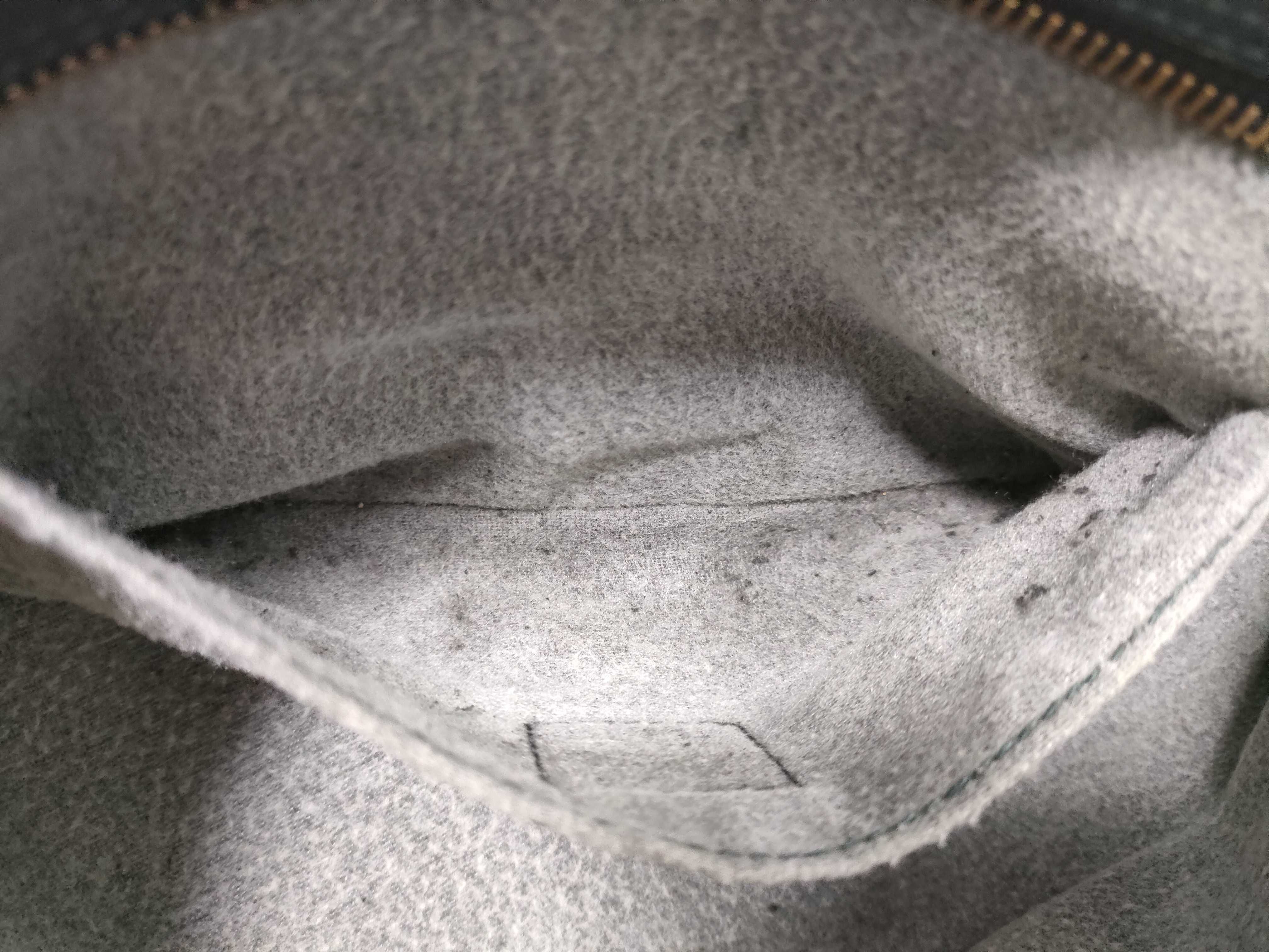 Taiga Toilette Handbag — view 11