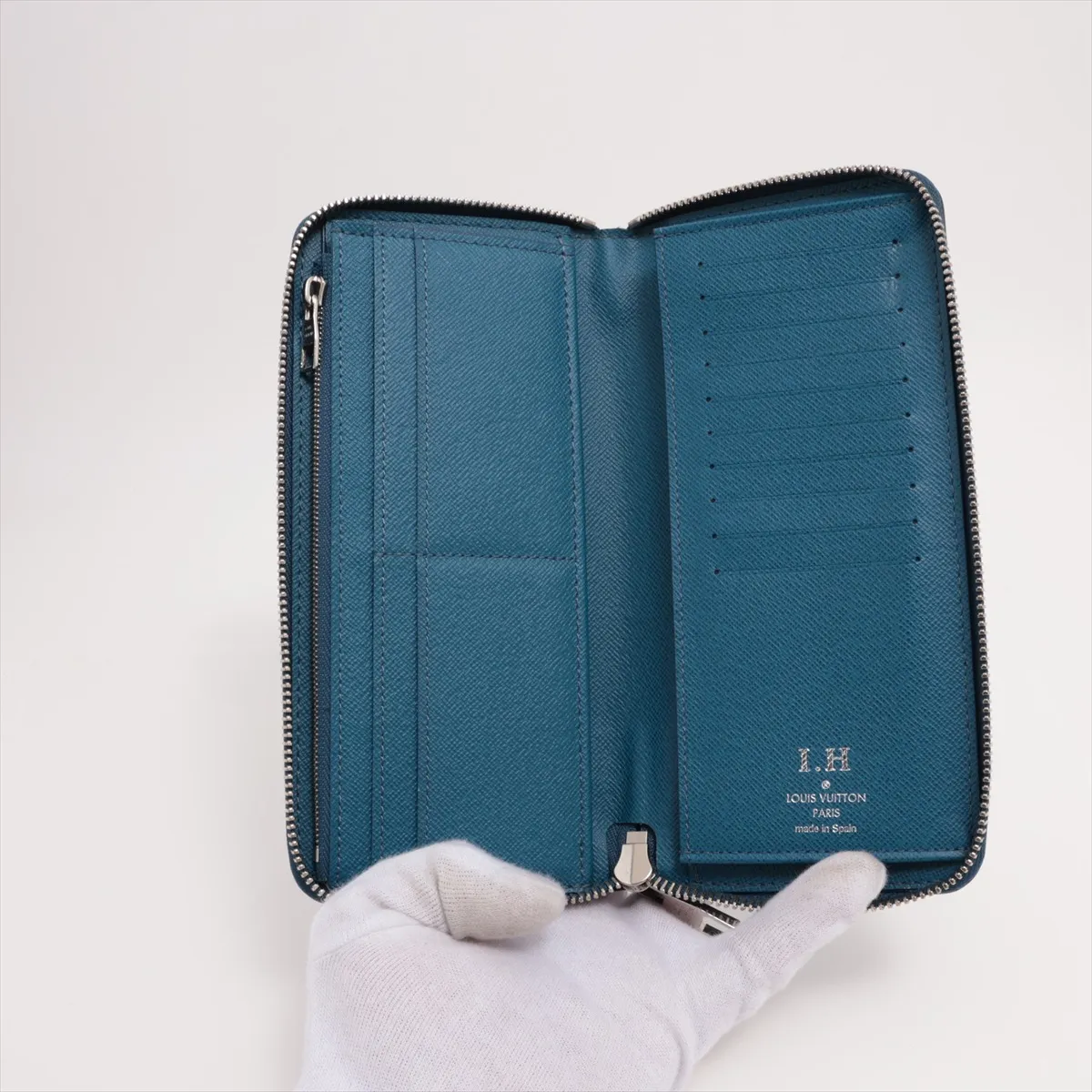 Epi Zippy Vertical M60966 CA5116 Blue Round Zip Wallet with Initial Zipper Lane Crack — view 3