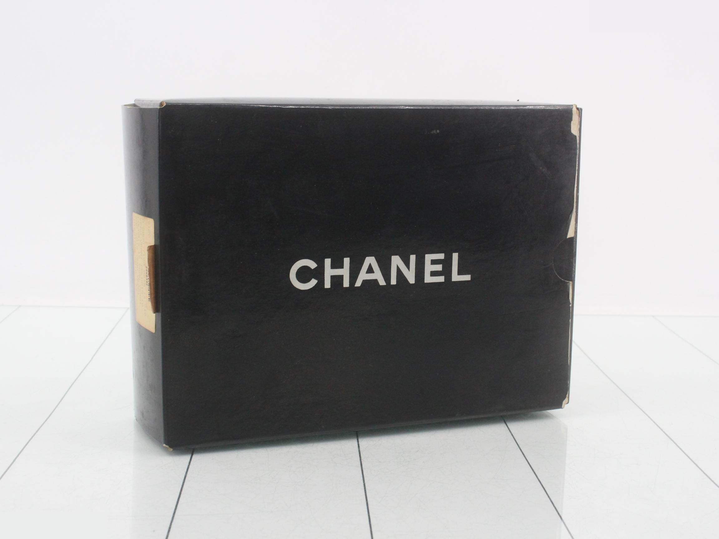 Enamel Chain Shoulder Bag, Diana Matelassé — view 7