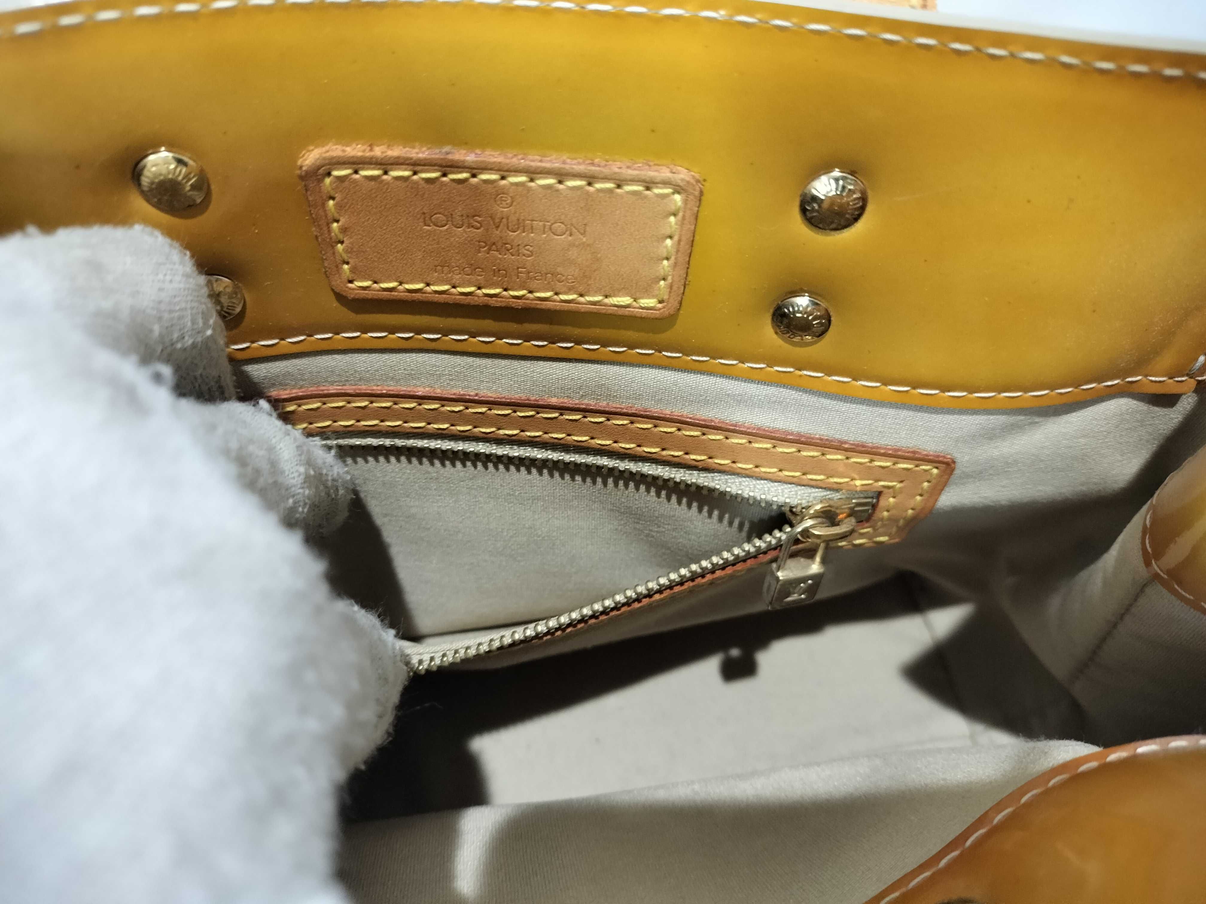Vernis Lead PM Handbag — view 11