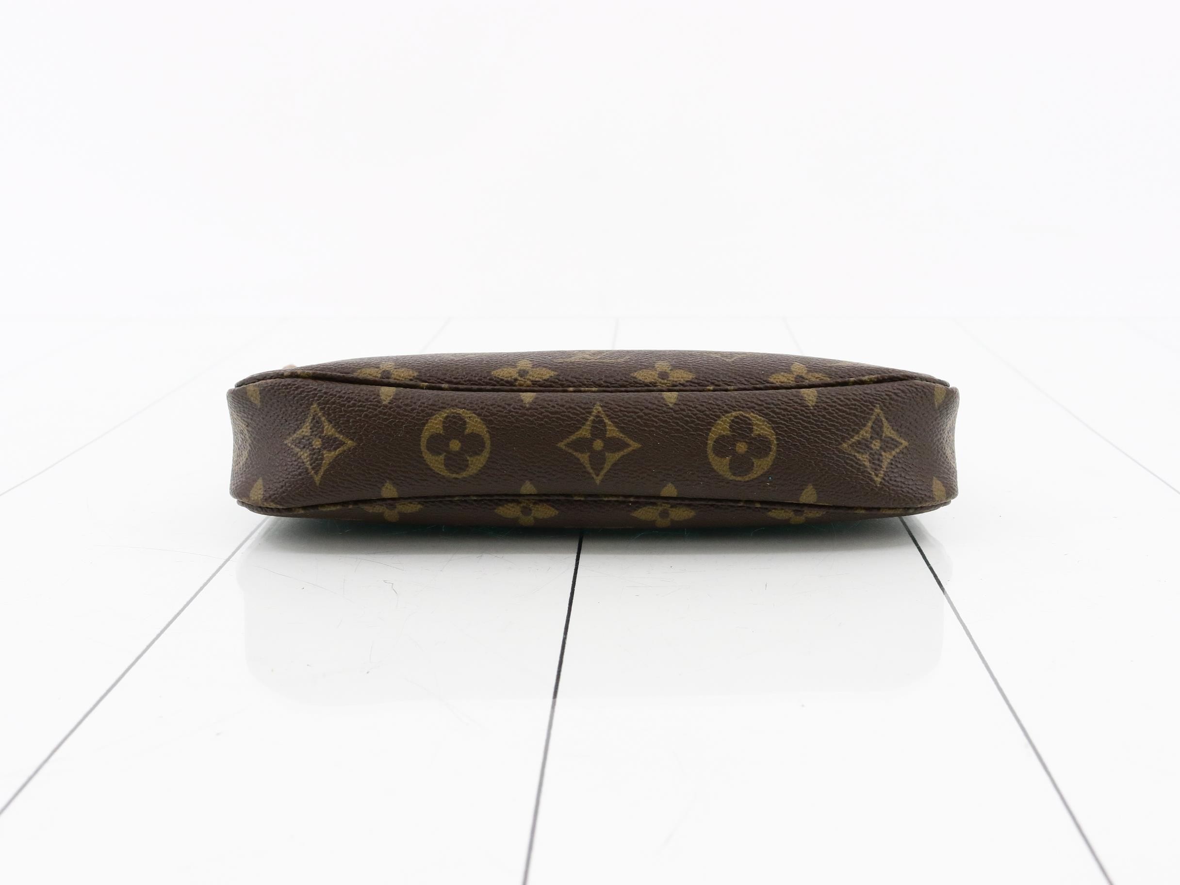 Pochette Accessoires (old model) — view 3