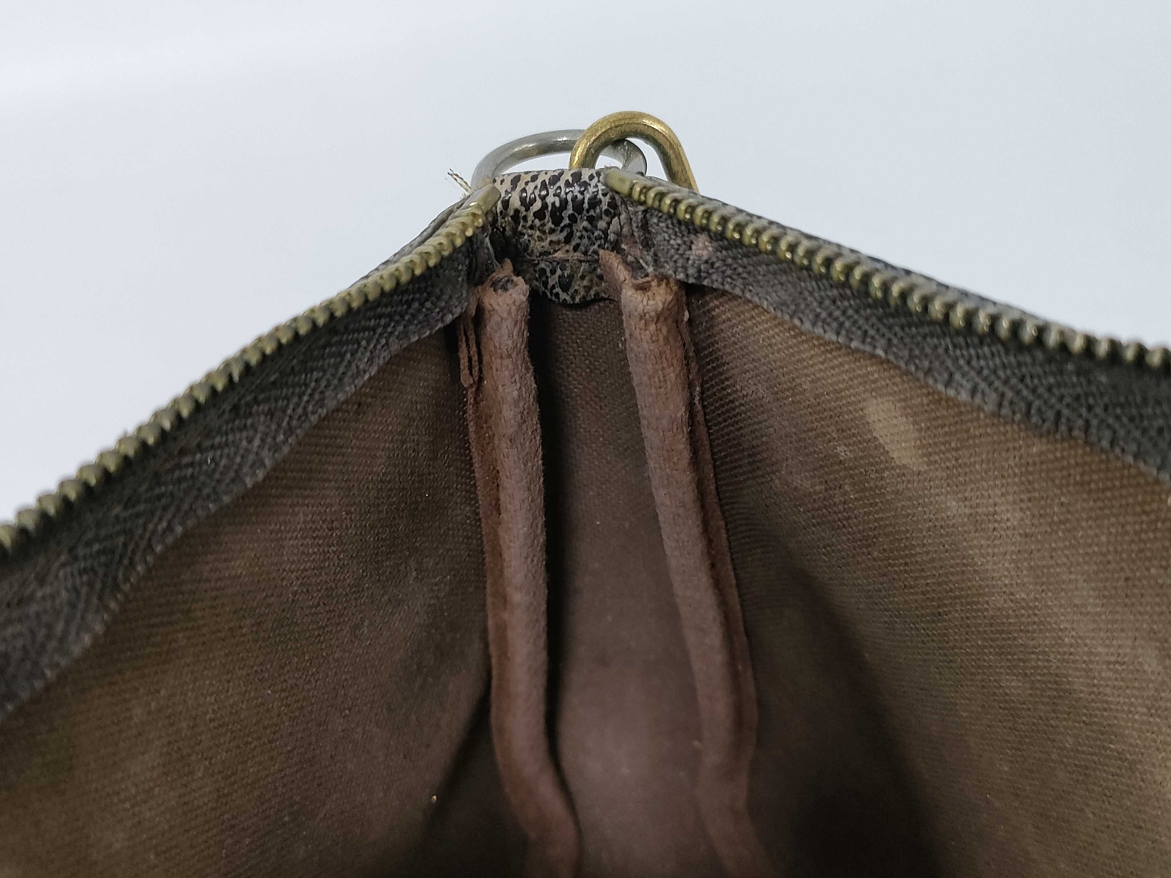 Monogram Louis Vuitton Monogram Accessoire M40712 Pouch — view 10