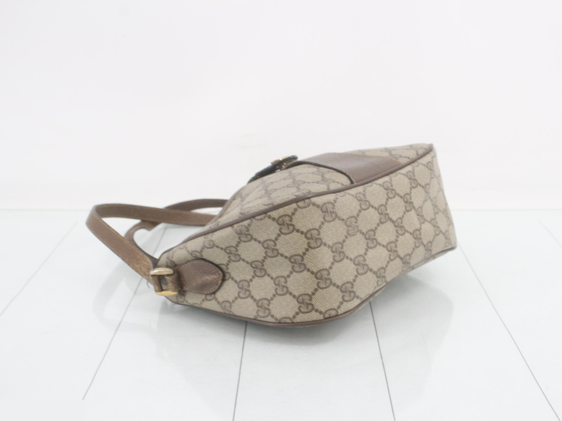 GG Supreme Shoulder Bag — view 5