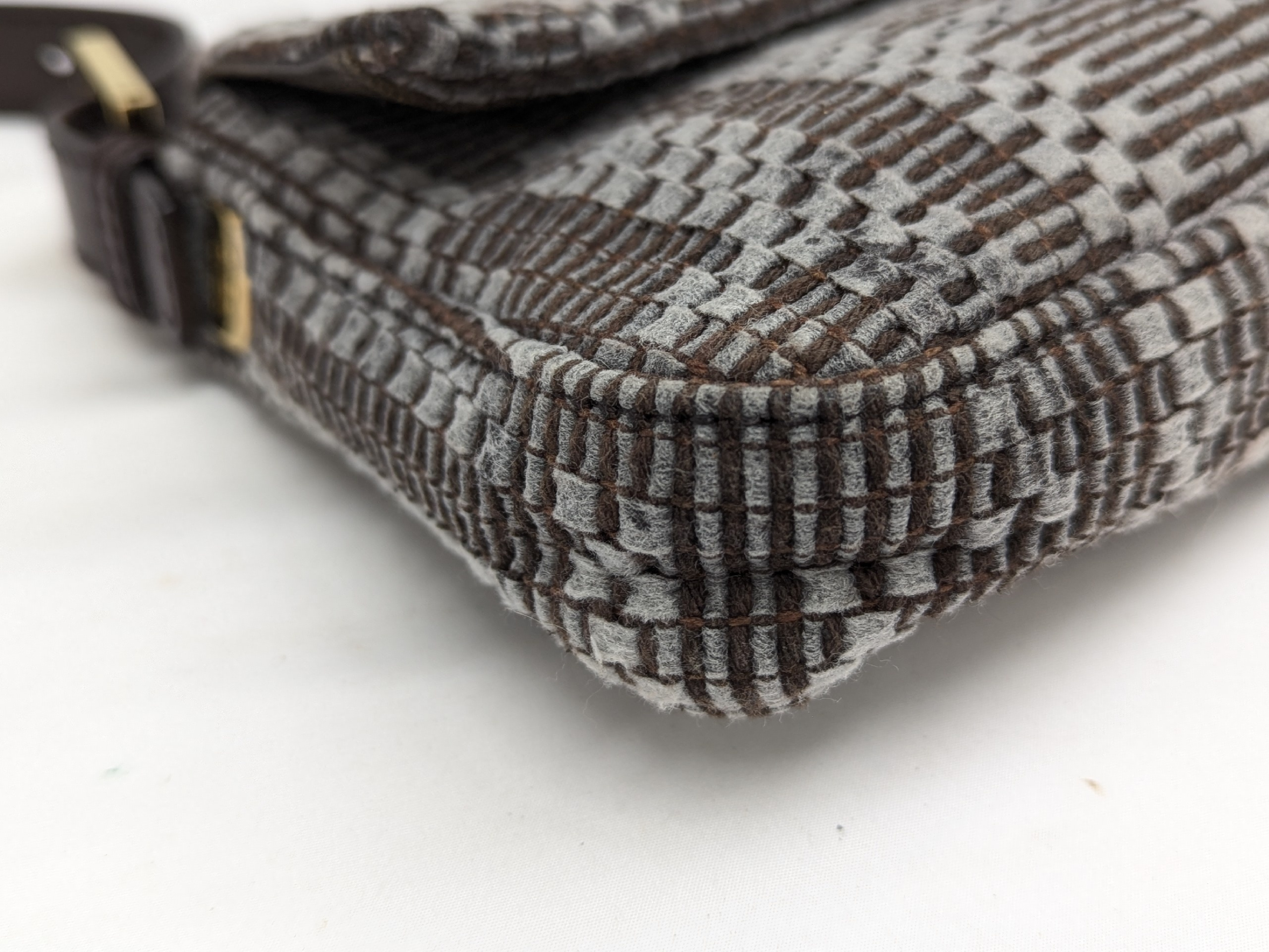 Mamma Bucket Handbag — view 3