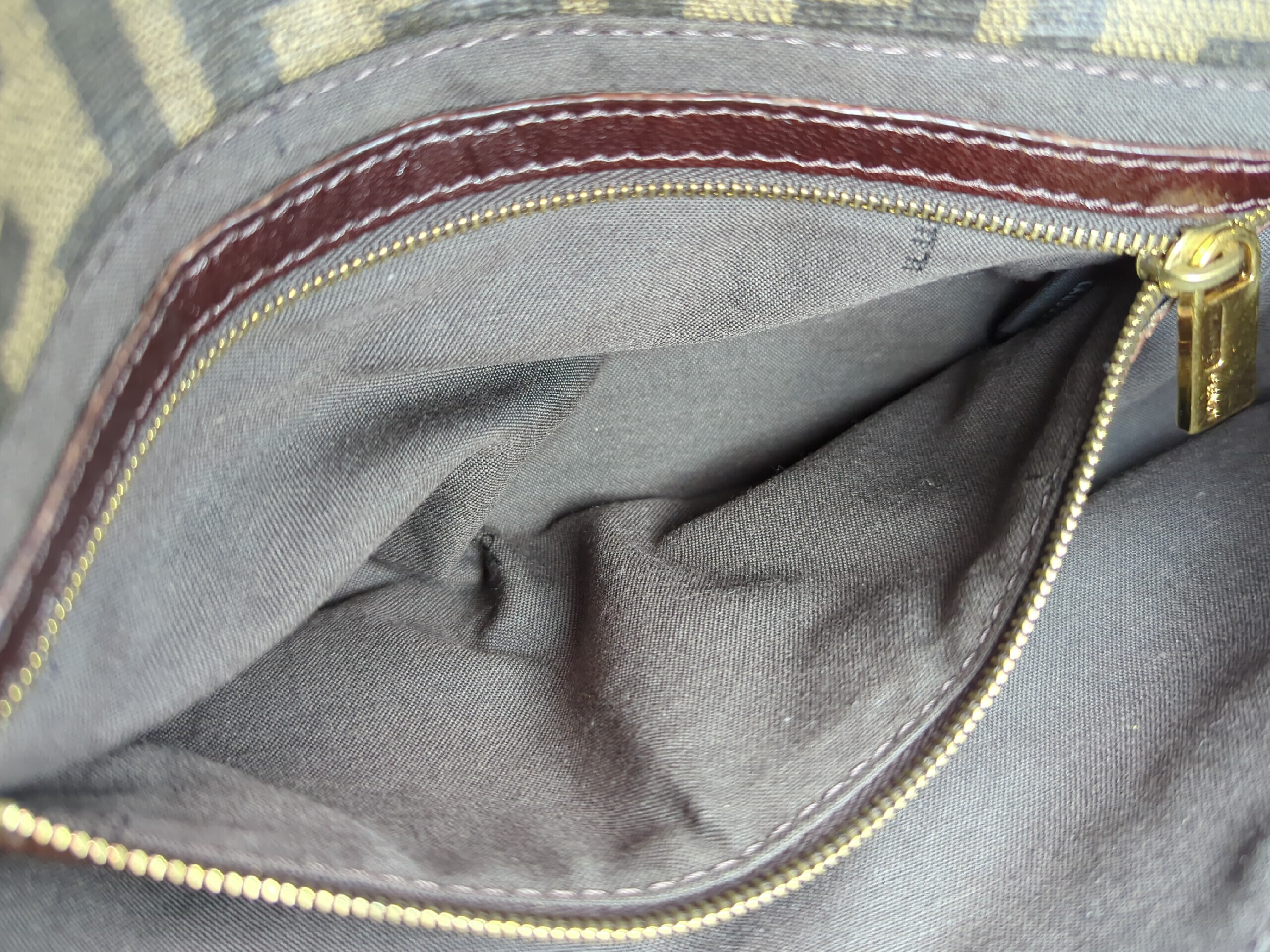 Mamma Bucket Handbag — view 10