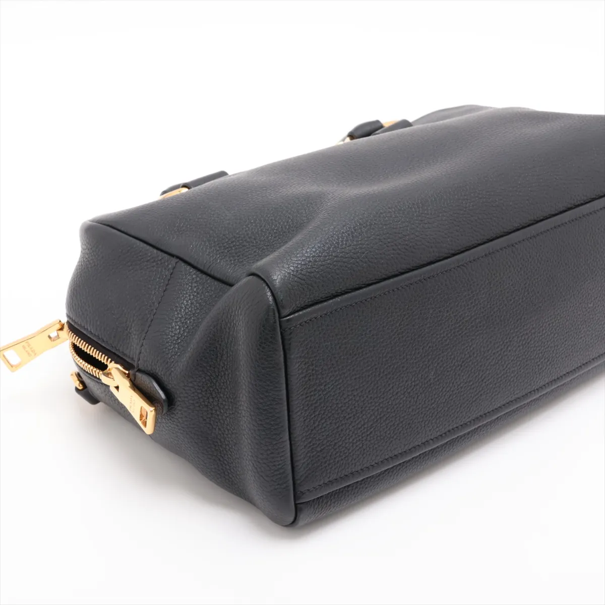 Vitello Leather 2-Way Handbag, Black — view 4